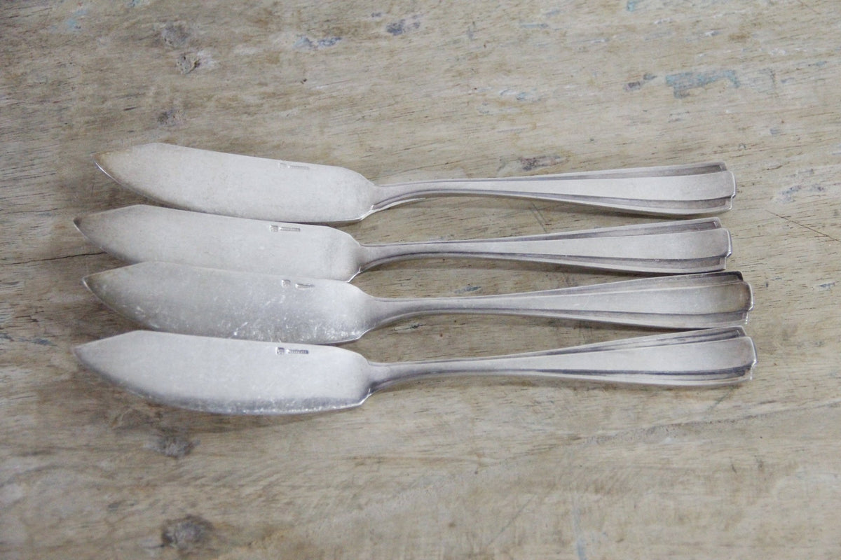Antique Boulenger French Silverplate Fish Flatware Set of 17 - Debra Hall Lifestyle