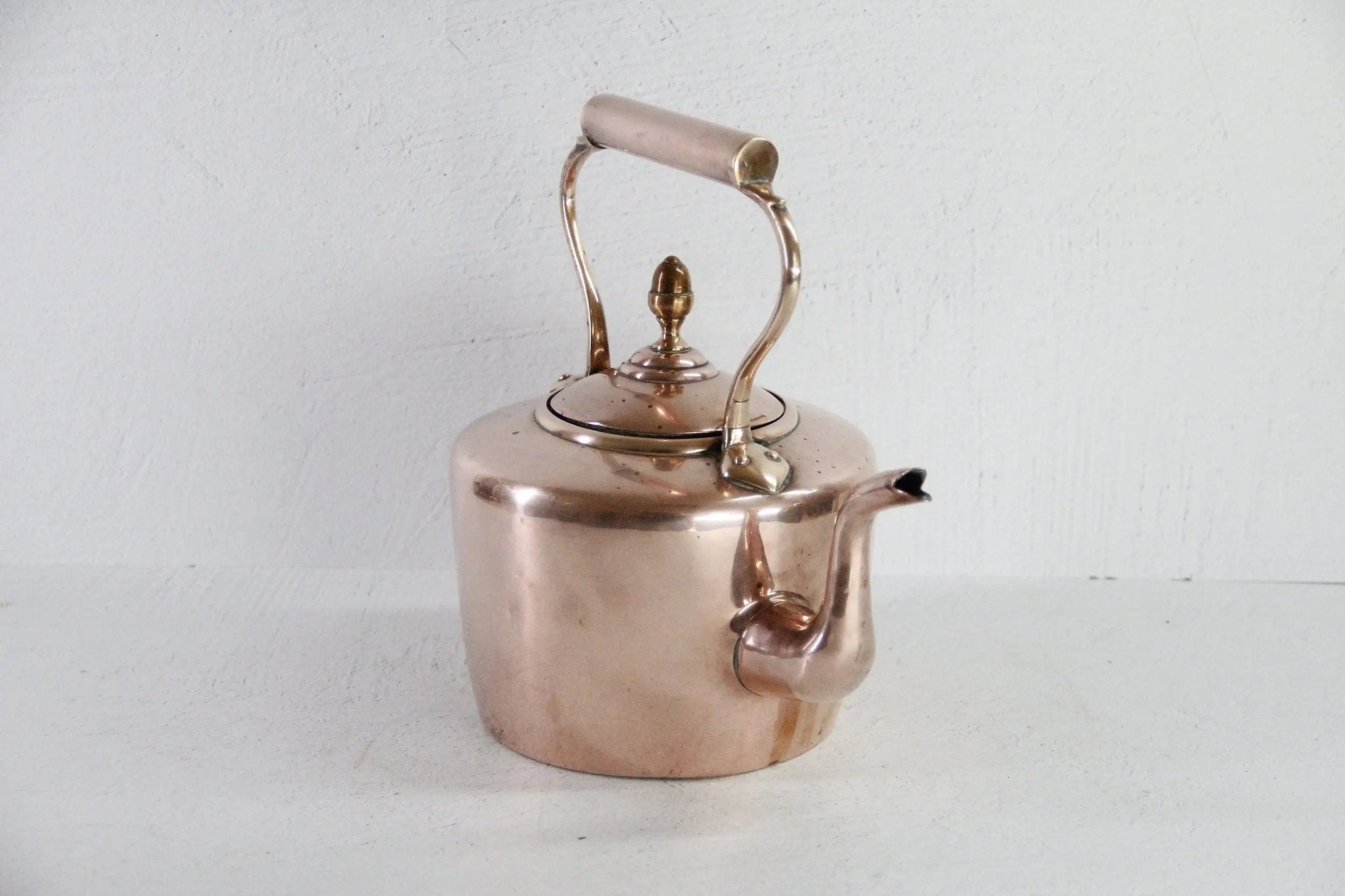 Antique Copper Kettle Georgian | 19th C. English Dovetailed - Debra Hall Lifestyle