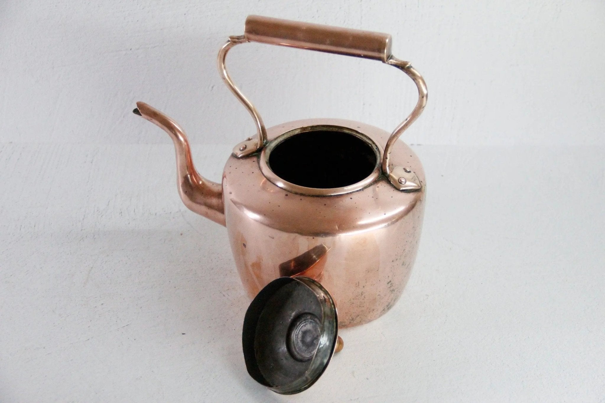 Antique Copper Kettle Georgian | 19th C. English Dovetailed - Debra Hall Lifestyle