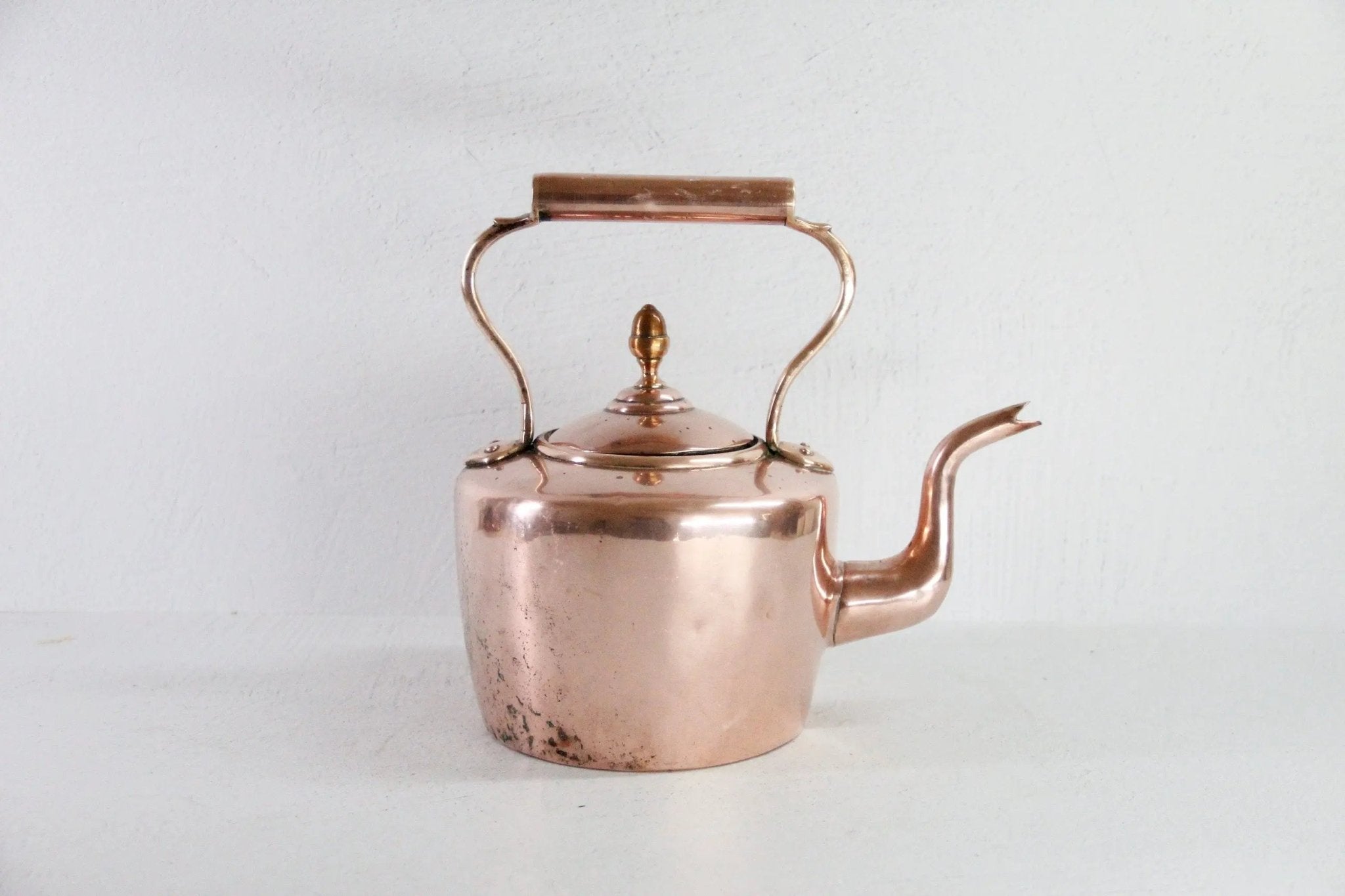 Antique Copper Kettle Georgian | 19th C. English Dovetailed - Debra Hall Lifestyle