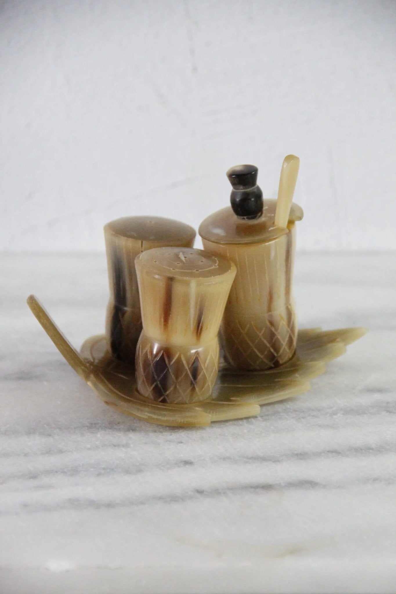 Antique Cruet Set Scottish Thistle Horn and Bone 4 Pc Set - Debra Hall Lifestyle