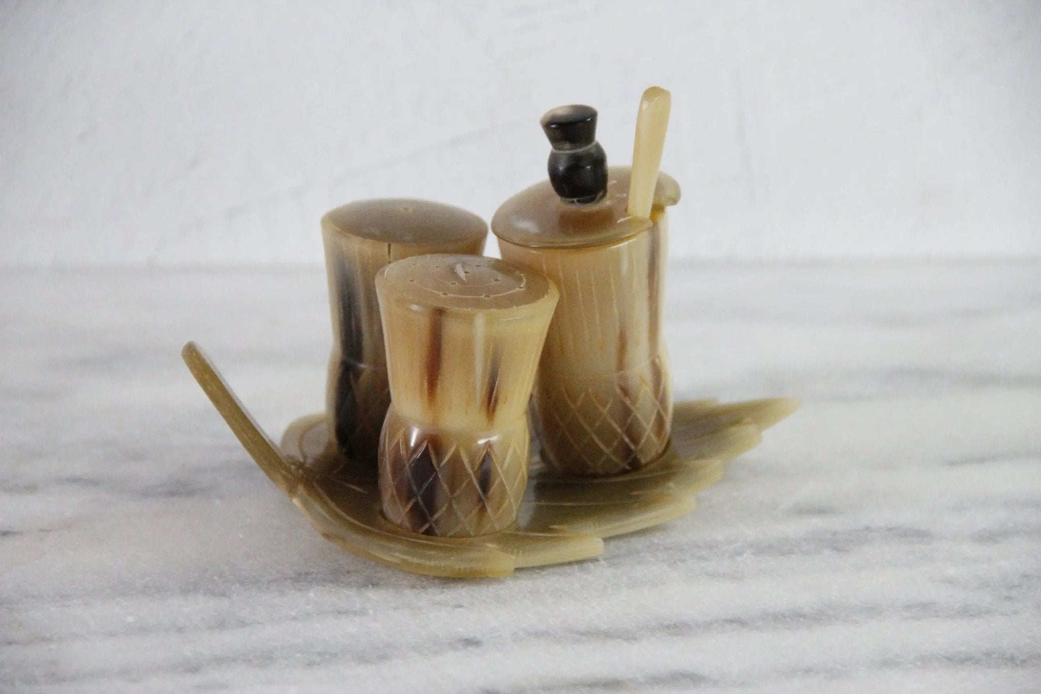 Antique Cruet Set Scottish Thistle Horn and Bone 4 Pc Set - Debra Hall Lifestyle