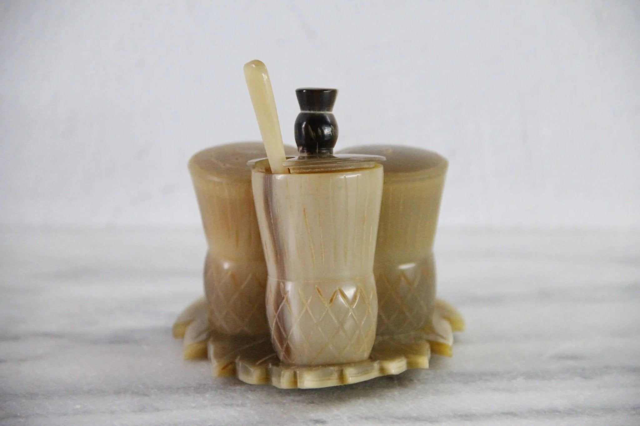 Antique Cruet Set Scottish Thistle Horn and Bone 4 Pc Set - Debra Hall Lifestyle