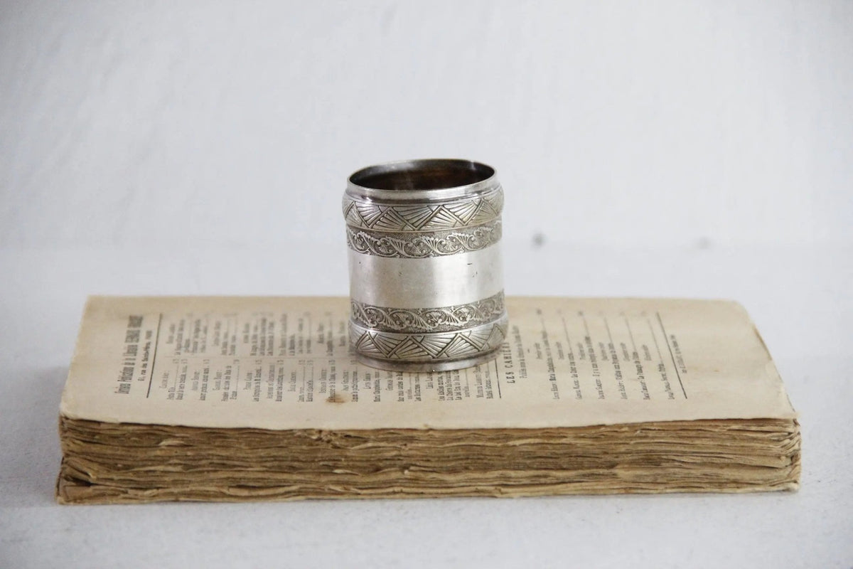 Antique Napkin Ring | English Silver Etched - Debra Hall Lifestyle