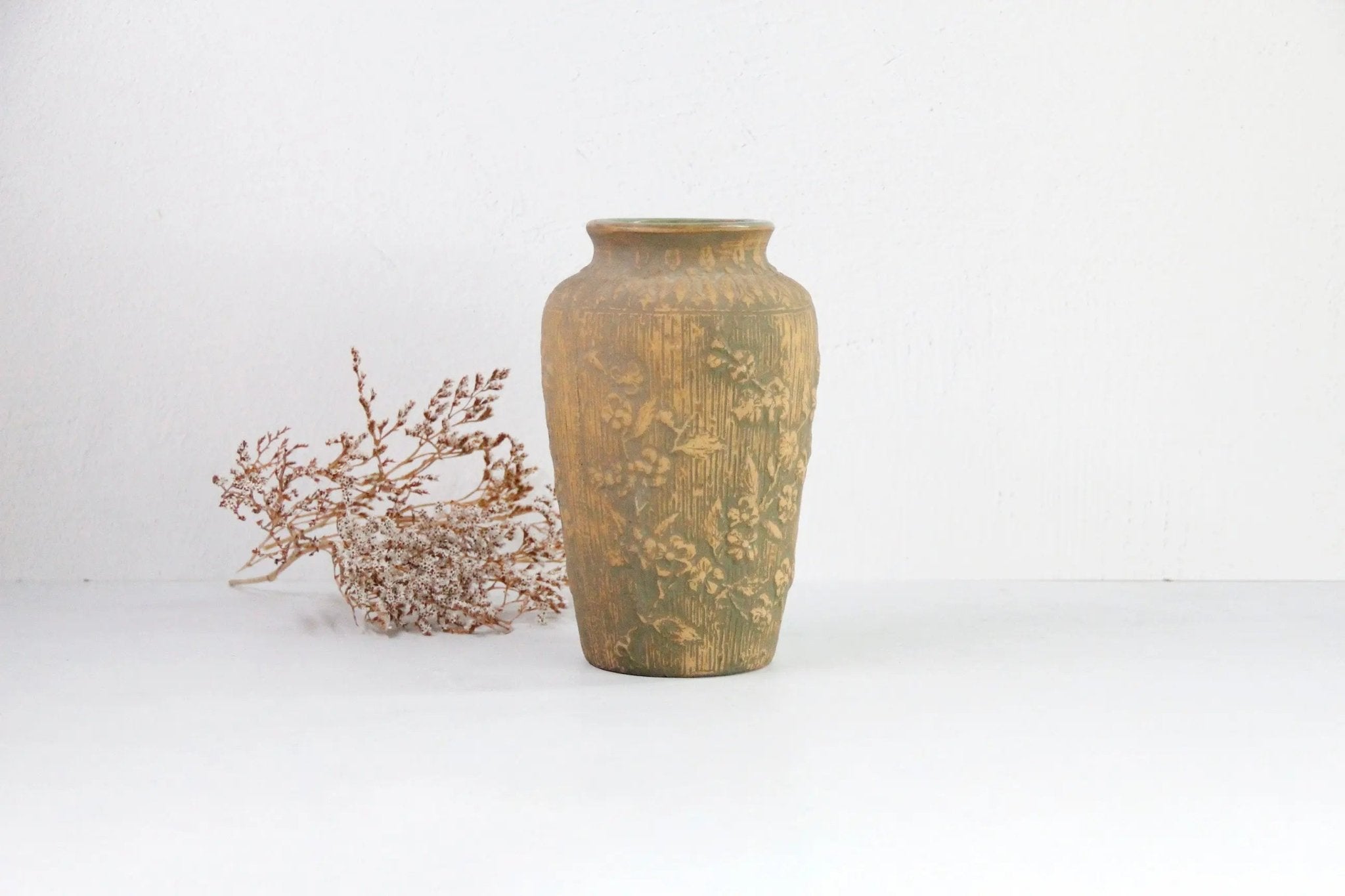 Antique Pottery Vase | Red Wing Brushware Union Stoneware - Debra Hall Lifestyle