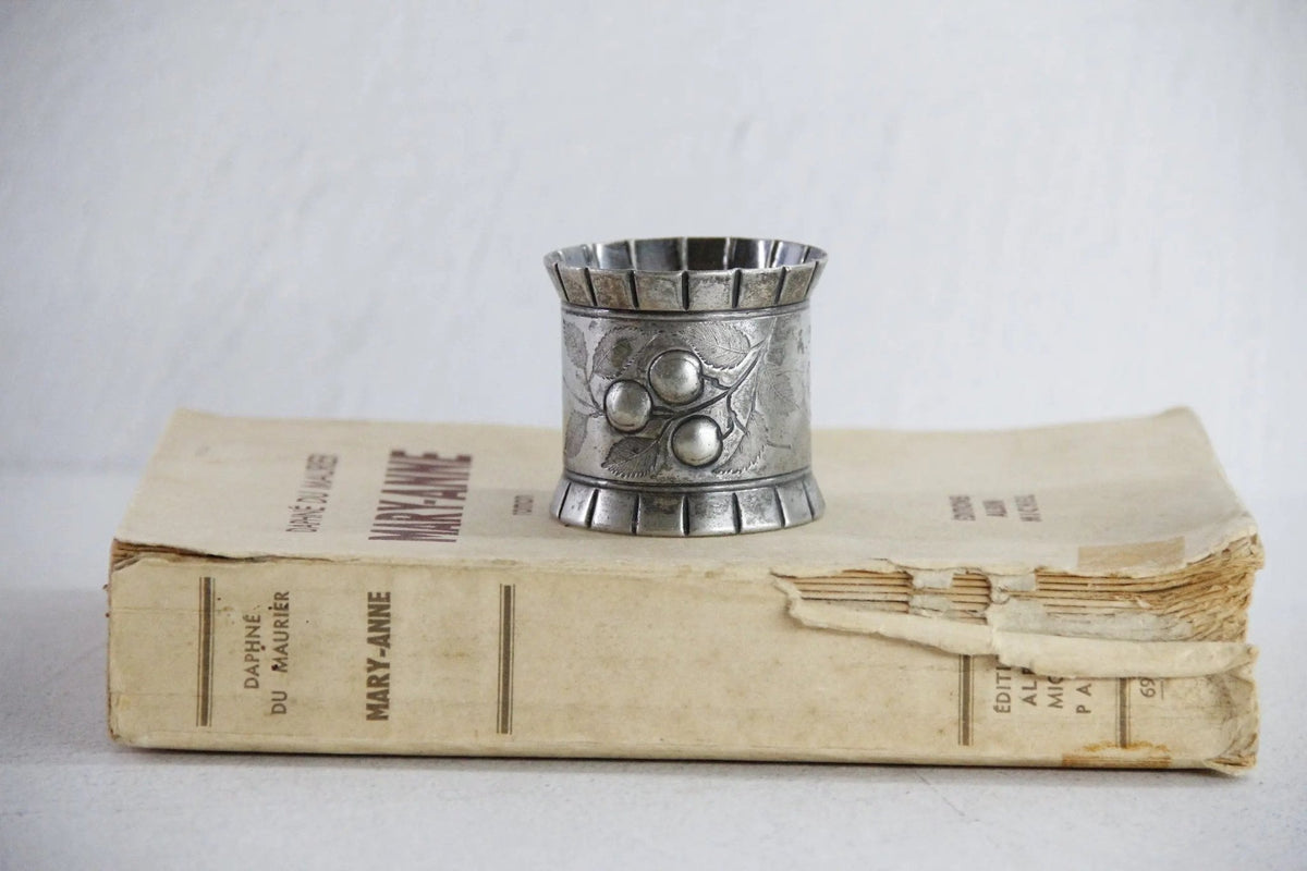 Antique Silver Plated Napkin Ring |Stone Fruit Etched - Debra Hall Lifestyle