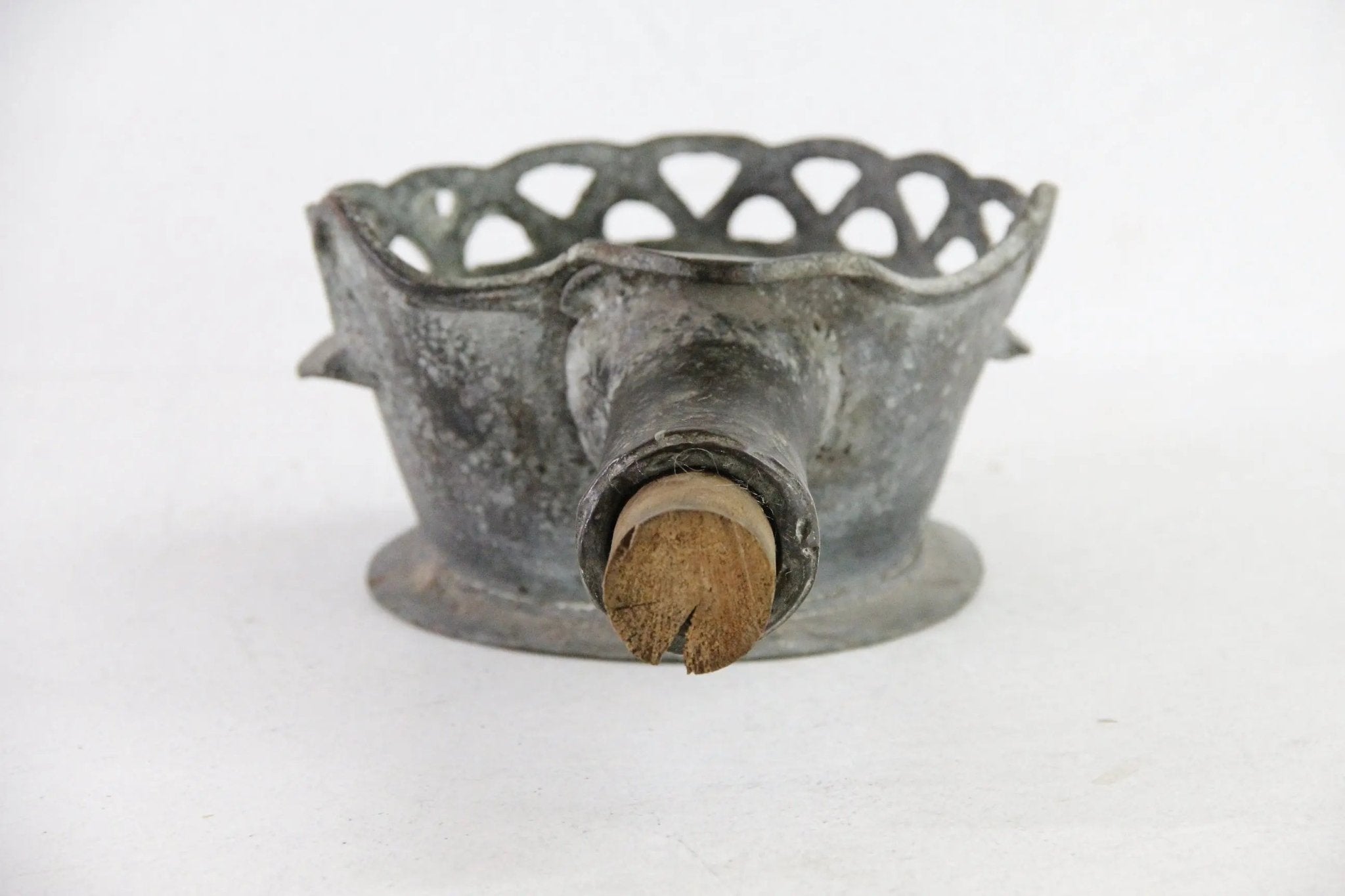 Chinese Silk Iron 18th Century Reticulated Bronze Open Pan - Debra Hall Lifestyle