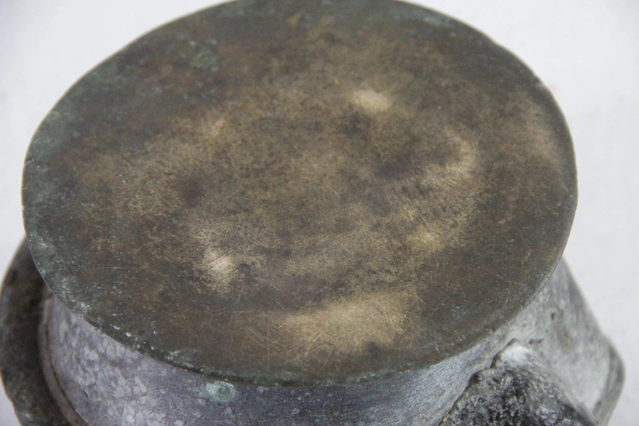 Chinese Silk Iron 18th Century Reticulated Bronze Open Pan - Debra Hall Lifestyle