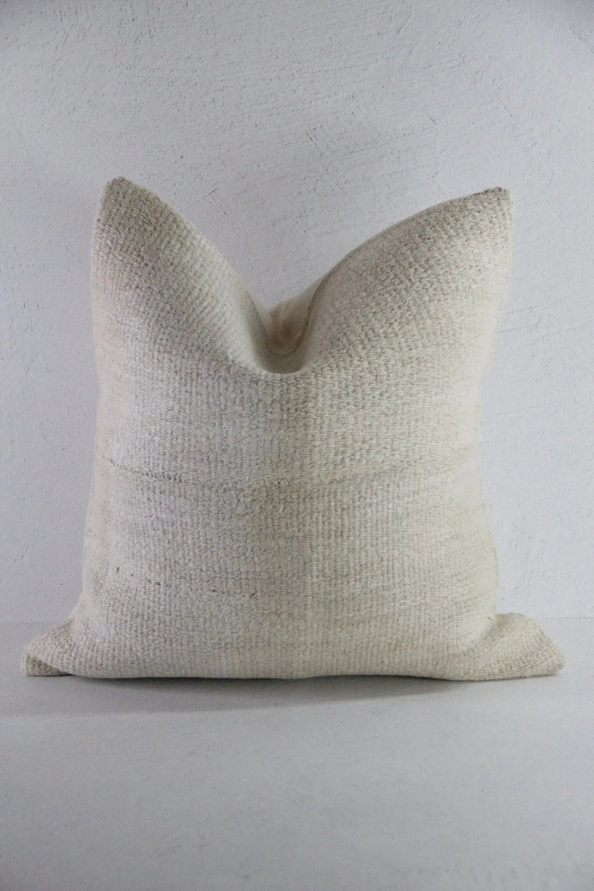 Hemp Pillow | 18" Vintage Turkish Kilim Textile Natural Cover - Debra Hall Lifestyle