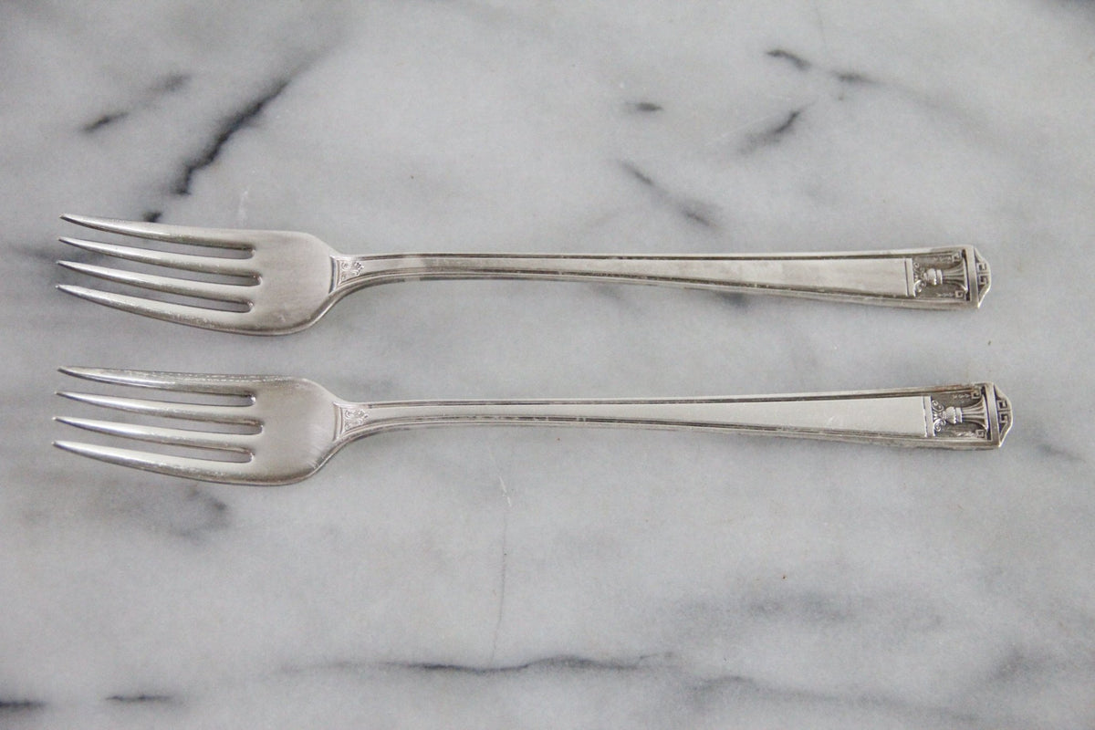Holmes & Edwards Century Silverplate Flatware | 23 Piece Set - Debra Hall Lifestyle
