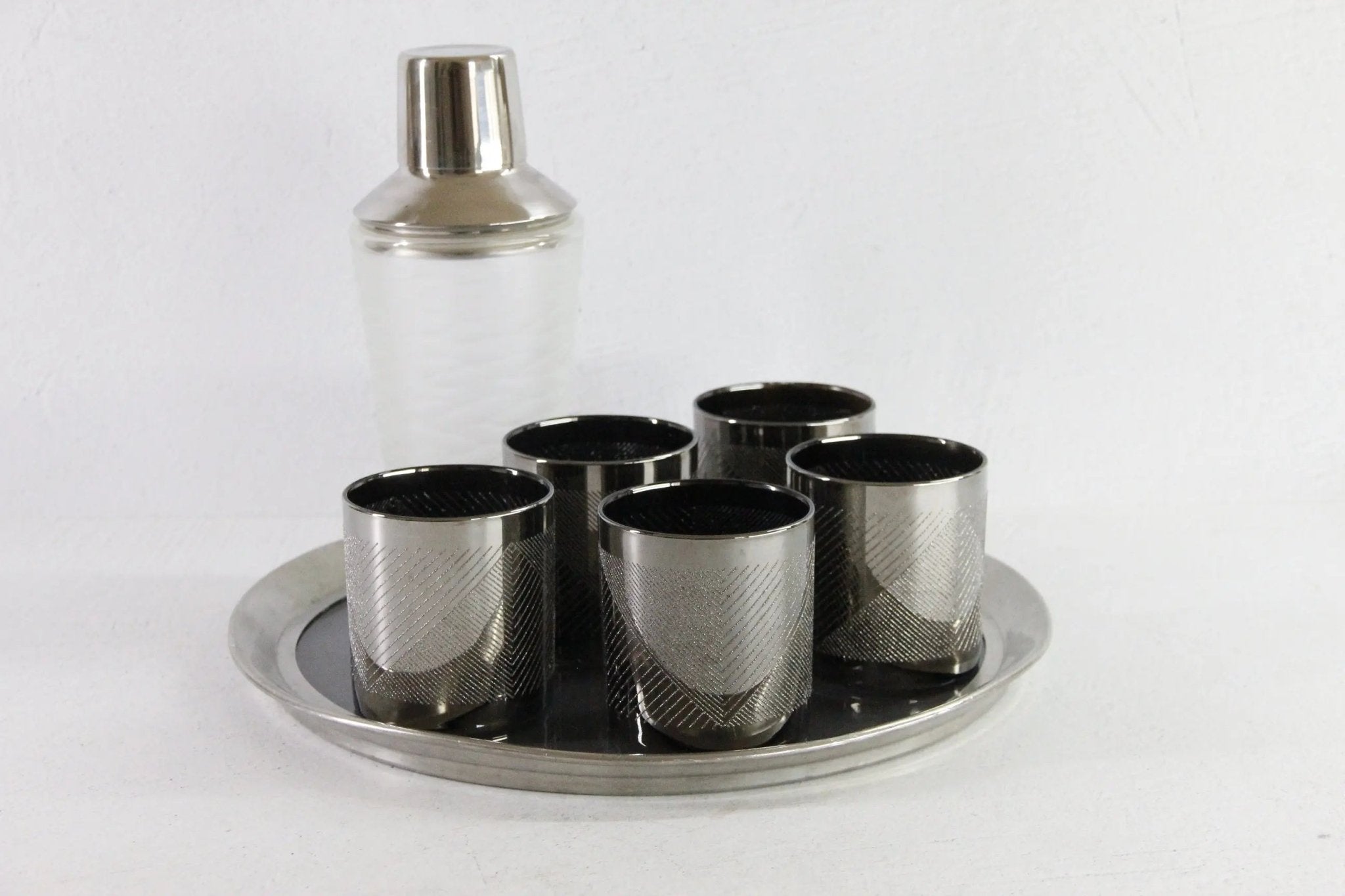 Mid Century Modern Barware | Vintage Shaker, Tray & Rocks Glasses - Debra Hall Lifestyle