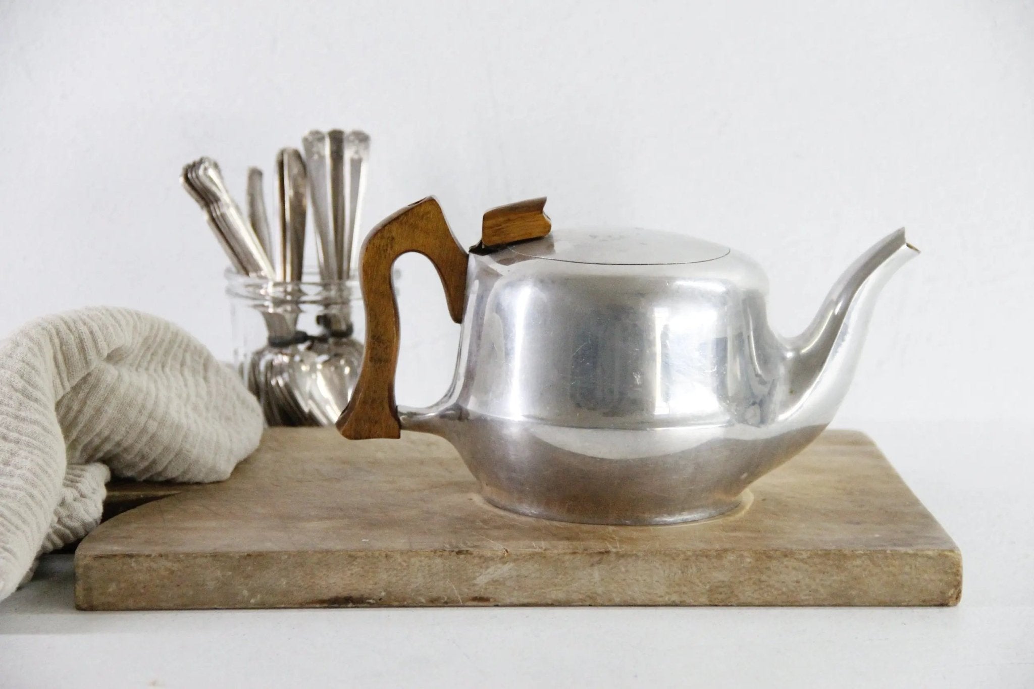 Mid-Century Modern Tea Kettle England | Picquot Ware - Debra Hall Lifestyle