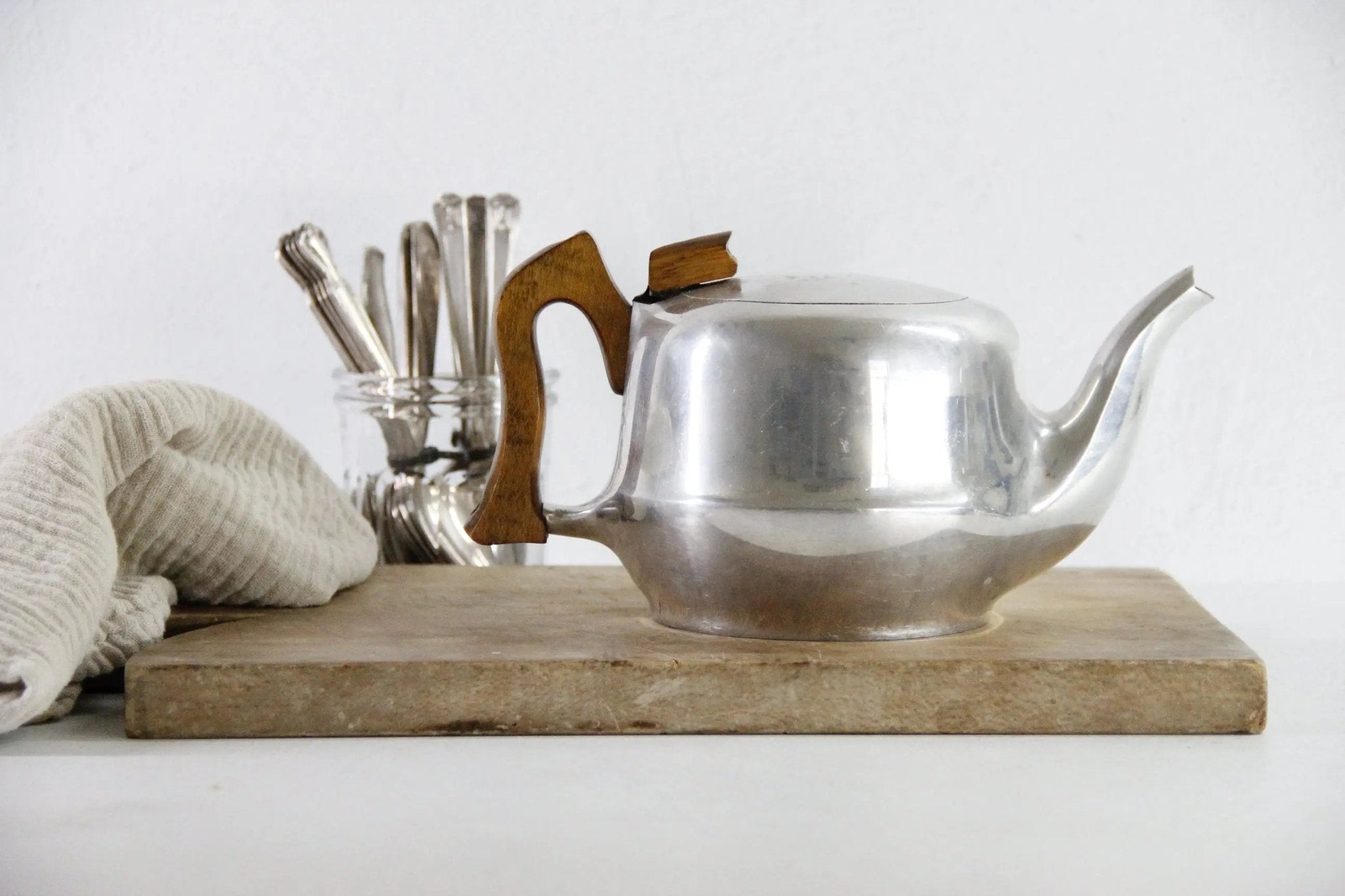 Mid-Century Modern Tea Kettle England | Picquot Ware - Debra Hall Lifestyle