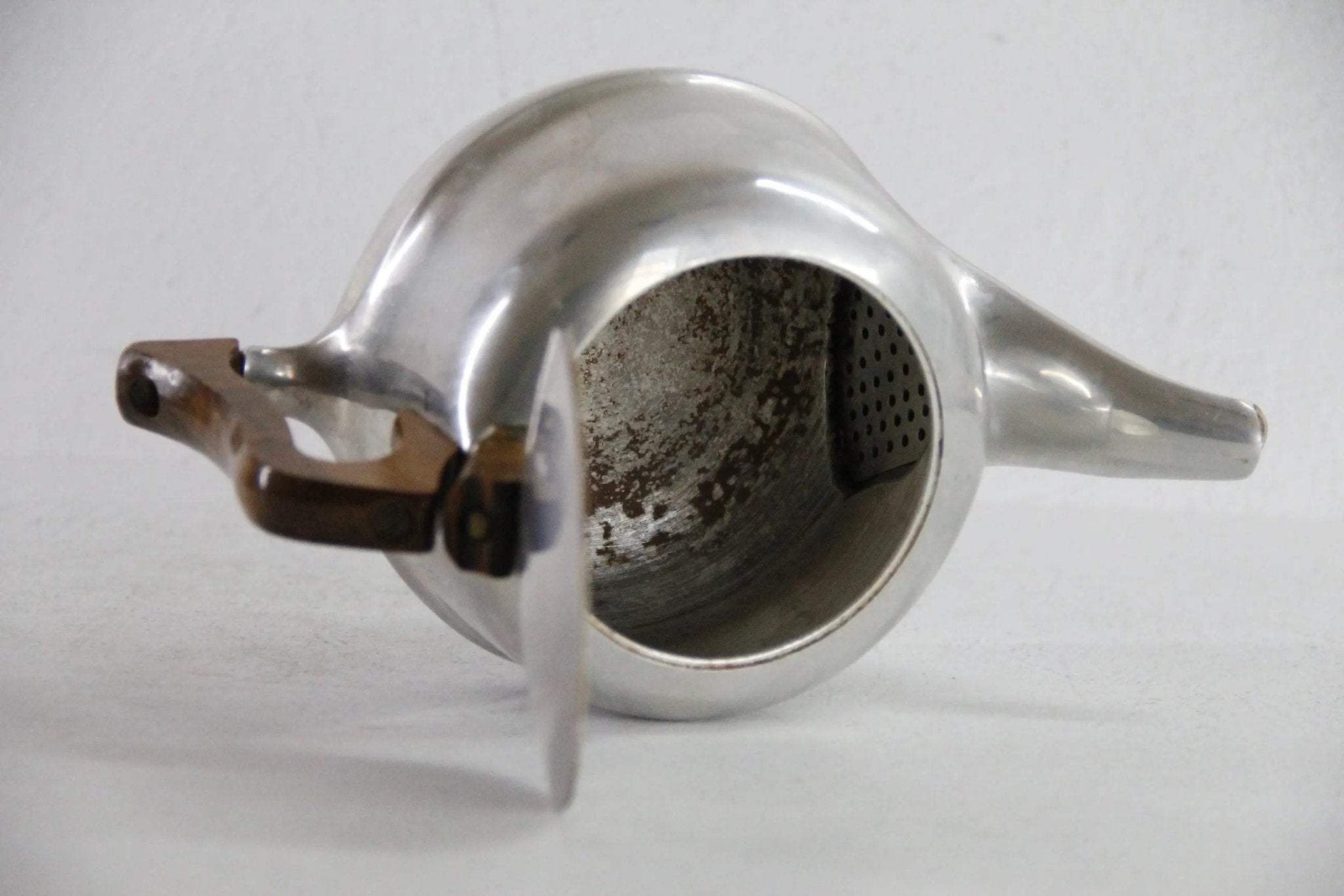 Mid-Century Modern Tea Kettle England | Picquot Ware - Debra Hall Lifestyle