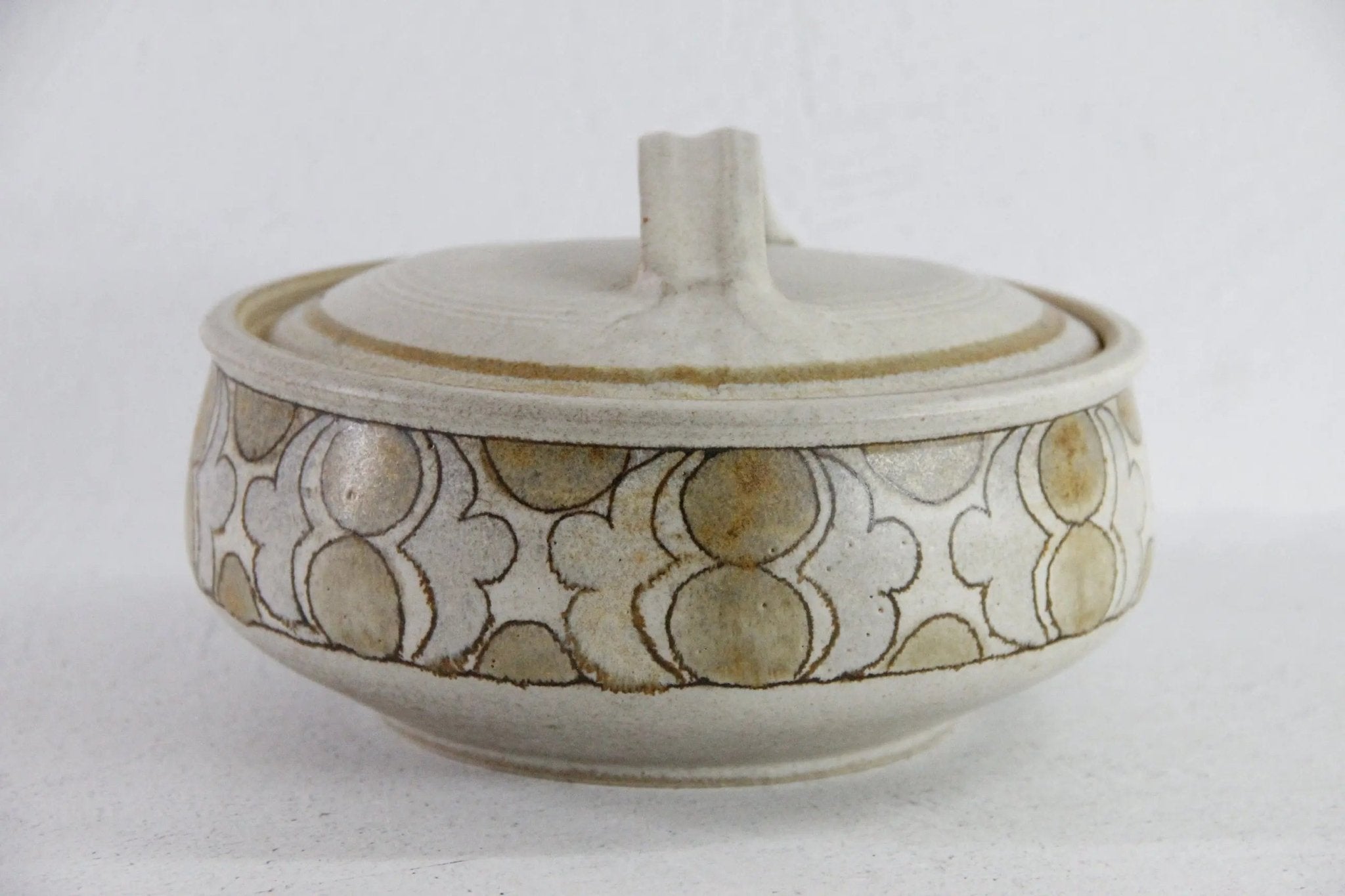 Pottery Casserole Dish With Lid | Vintage Studio Ceramic - Debra Hall Lifestyle
