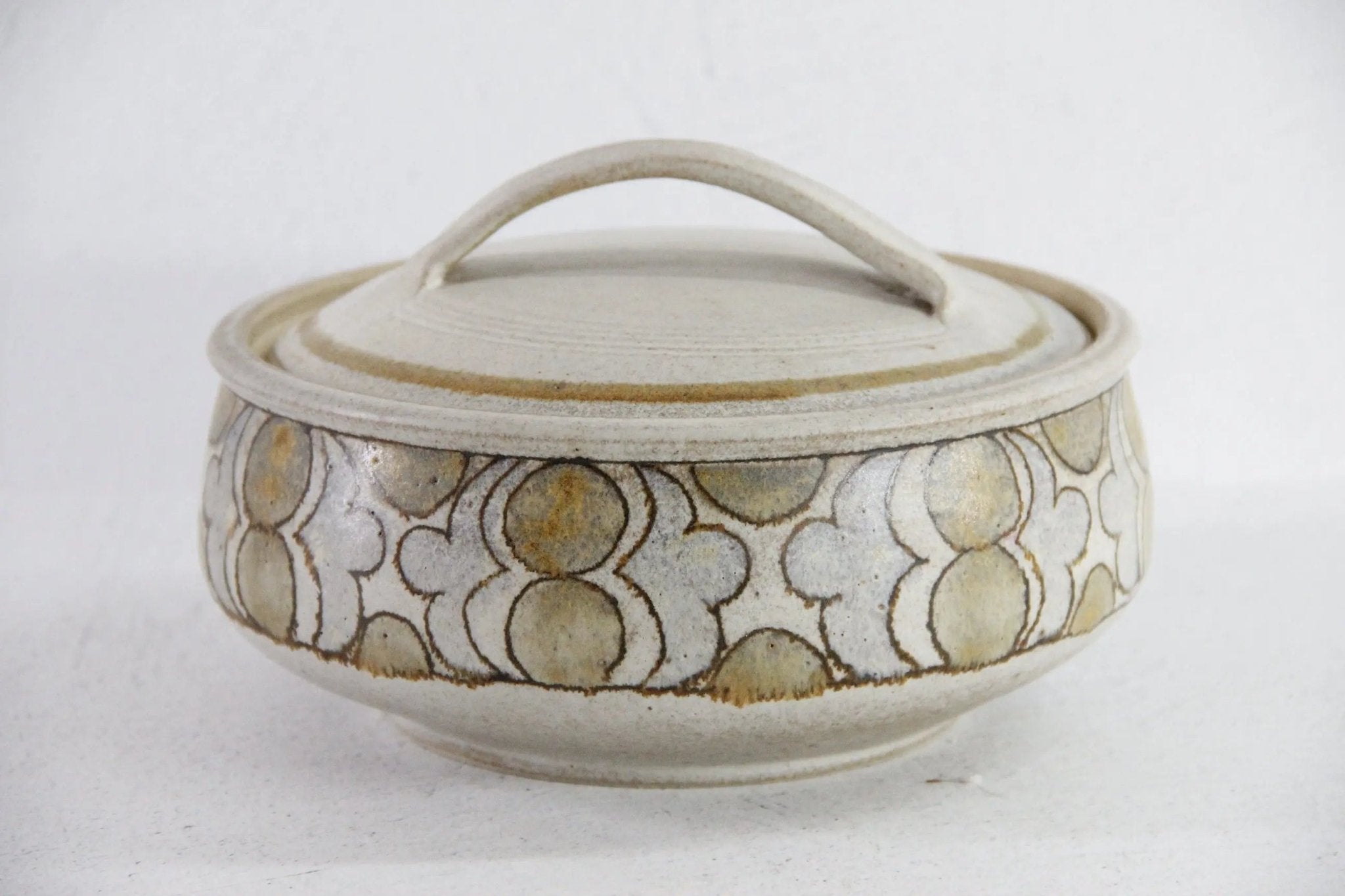 Pottery Casserole Dish With Lid | Vintage Studio Ceramic - Debra Hall Lifestyle