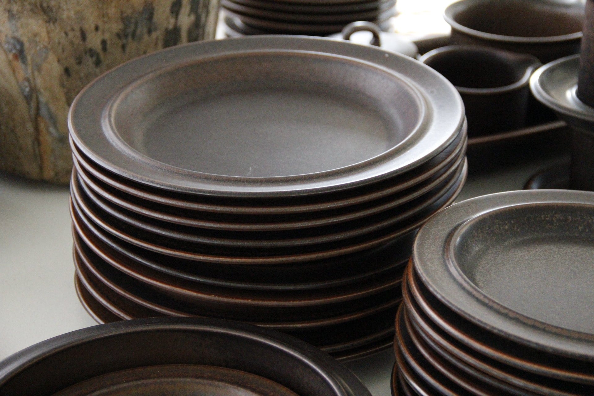 Ulla Procopé for Arabia of Finland Ruska Dinnerware & Serving Pcs. | Assorted  Pottery Tabletop