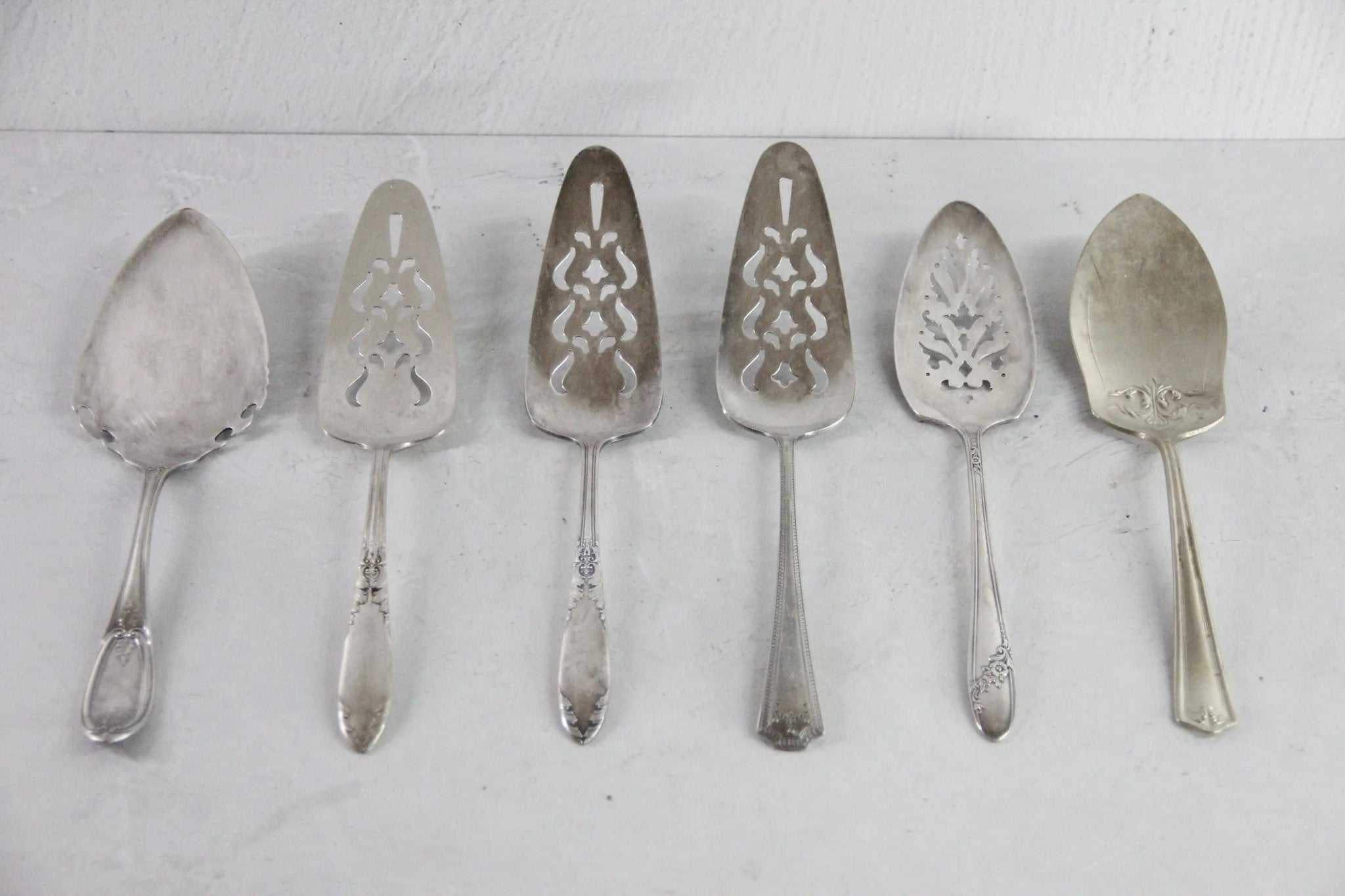 Vintage Cake Server | Silver Pie Tart Serving Utensil - Debra Hall Lifestyle