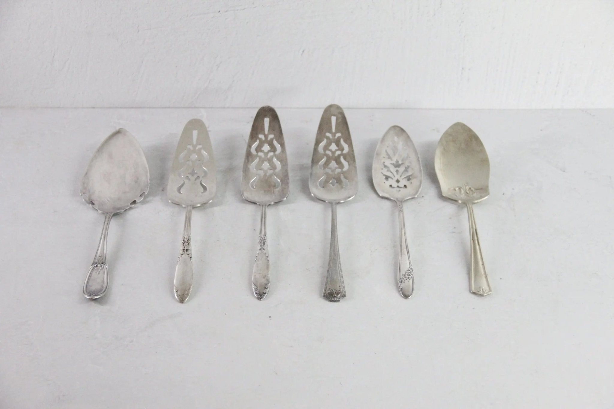 Vintage Cake Server | Silver Pie Tart Serving Utensil - Debra Hall Lifestyle