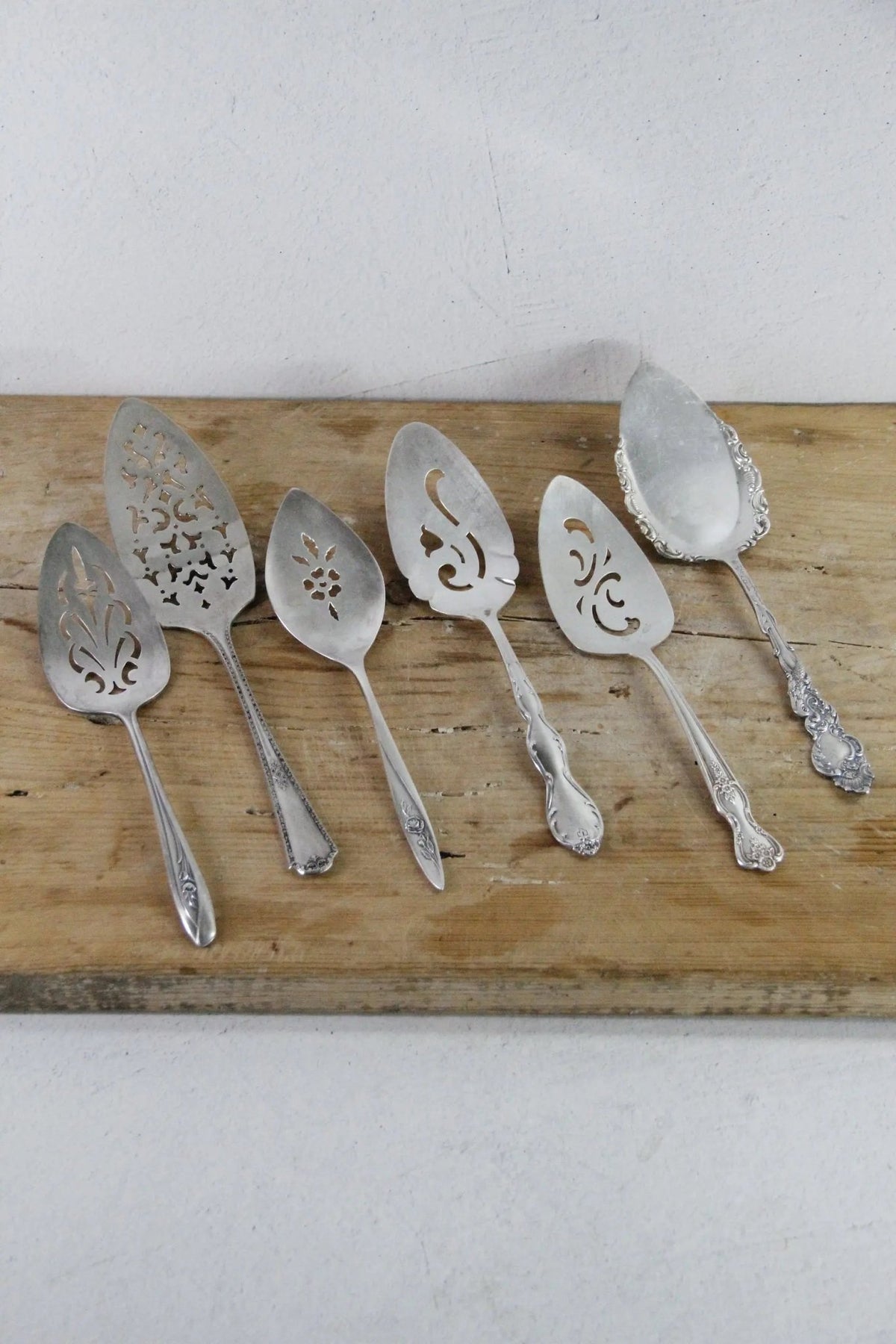 Vintage Cake Server | Silver Tart/Pie Serving Utensil - Debra Hall Lifestyle