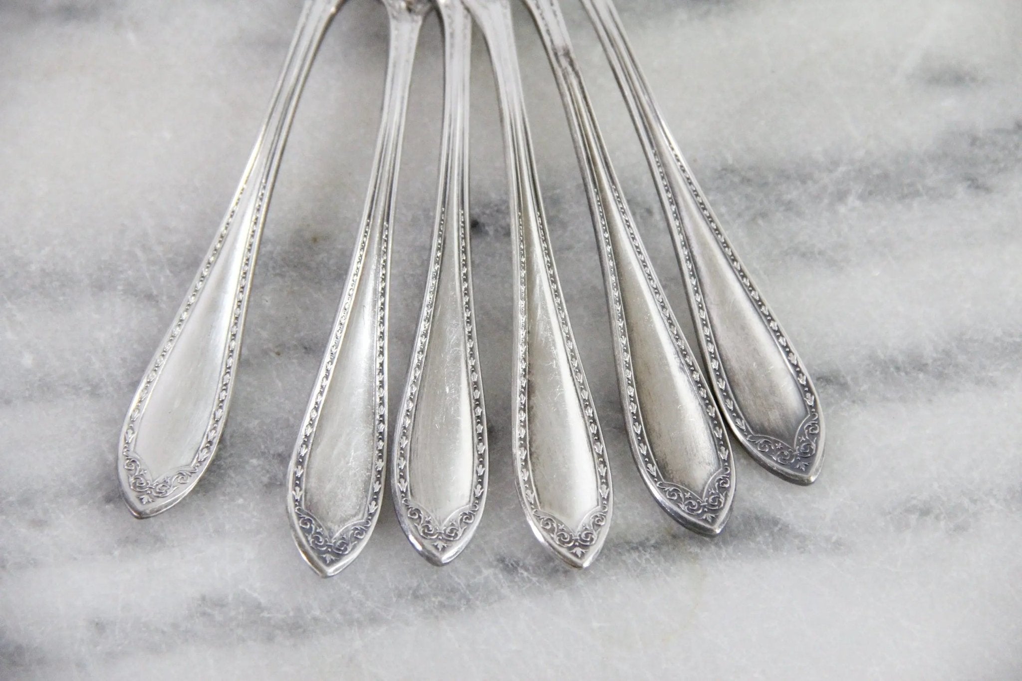 Vintage Dessert Forks Silverplate | Set of 6 Sheraton Pattern 1910 - Debra Hall Lifestyle