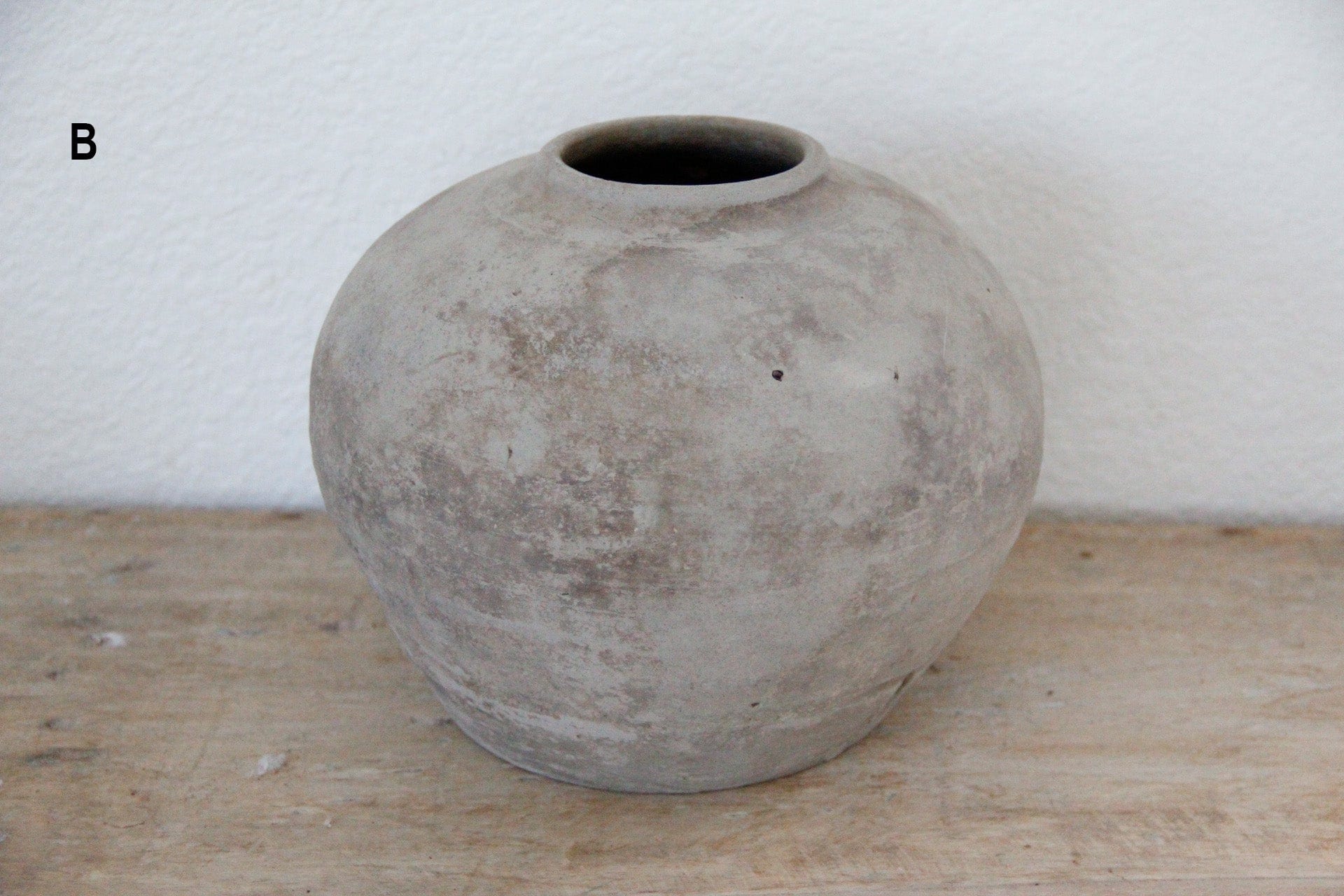 Vintage Gray Clay Water Pot | Vessel pottery