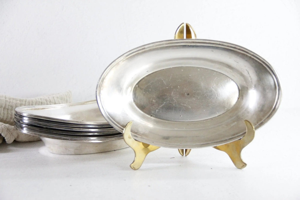Vintage Hotel Silver Soldered Serving Dish | International Silver Co. 10" - Debra Hall Lifestyle
