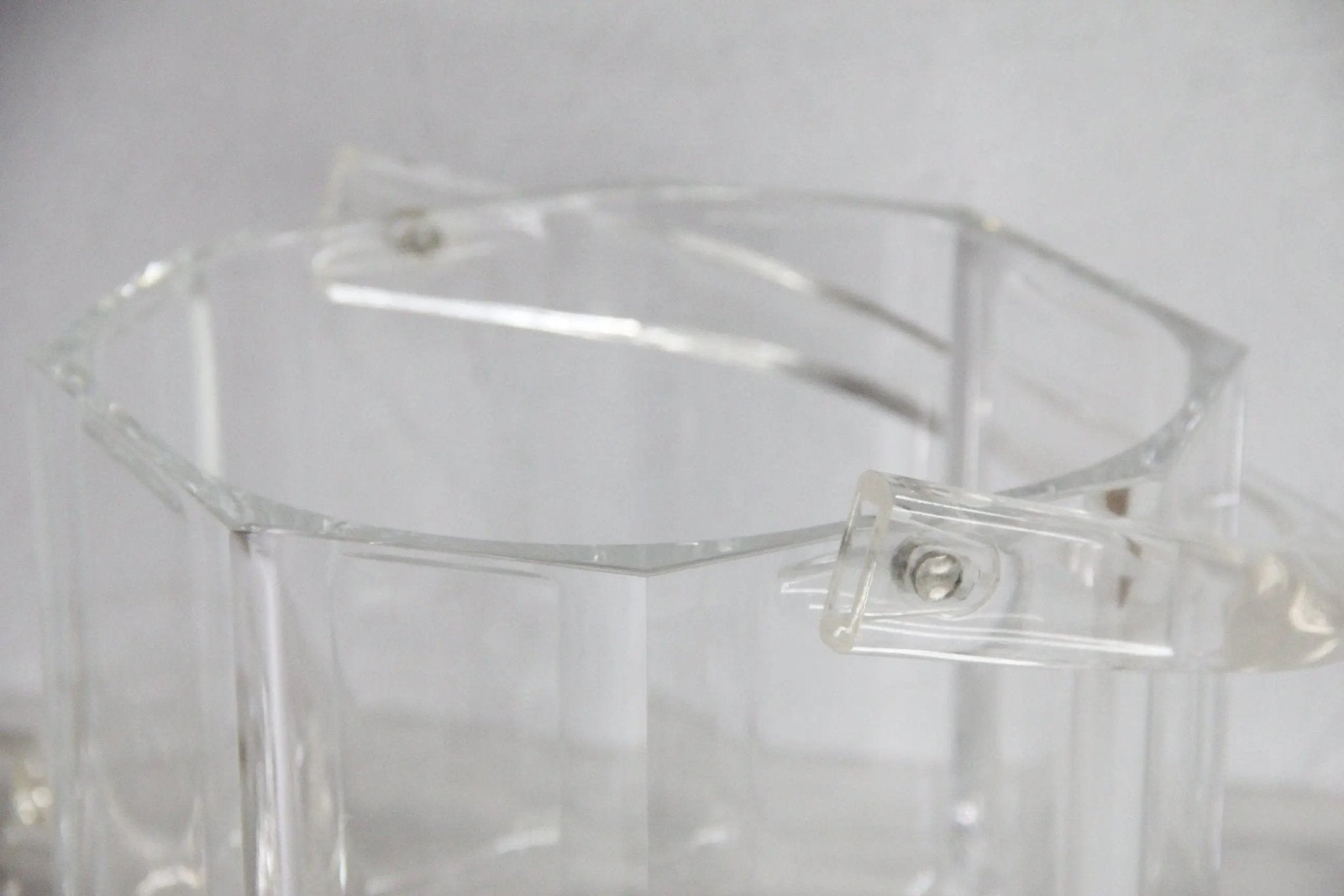 Vintage Lucite Ice Bucket With Lid and Handle | Barware - Debra Hall Lifestyle