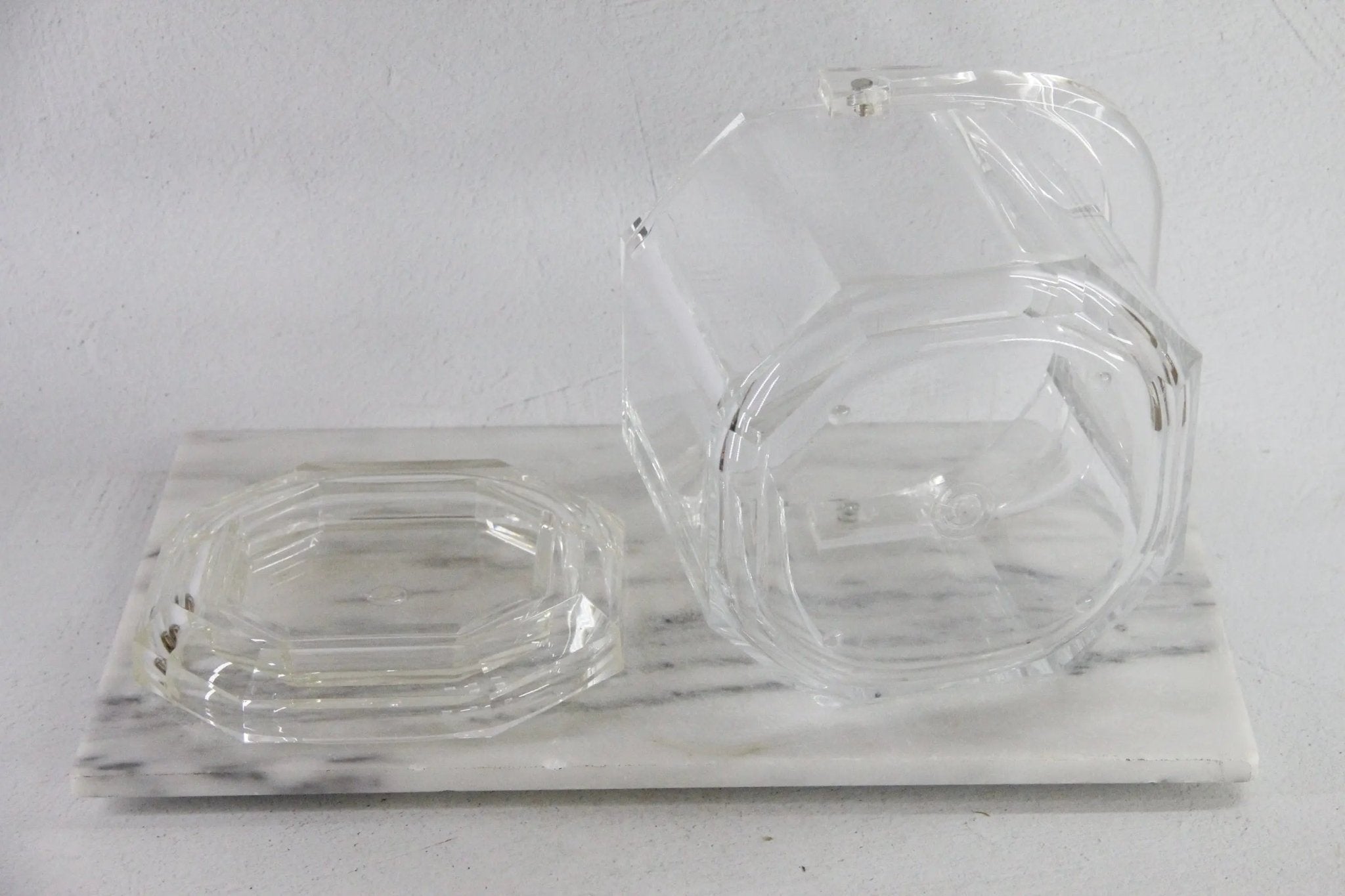 Vintage Lucite Ice Bucket With Lid and Handle | Barware - Debra Hall Lifestyle