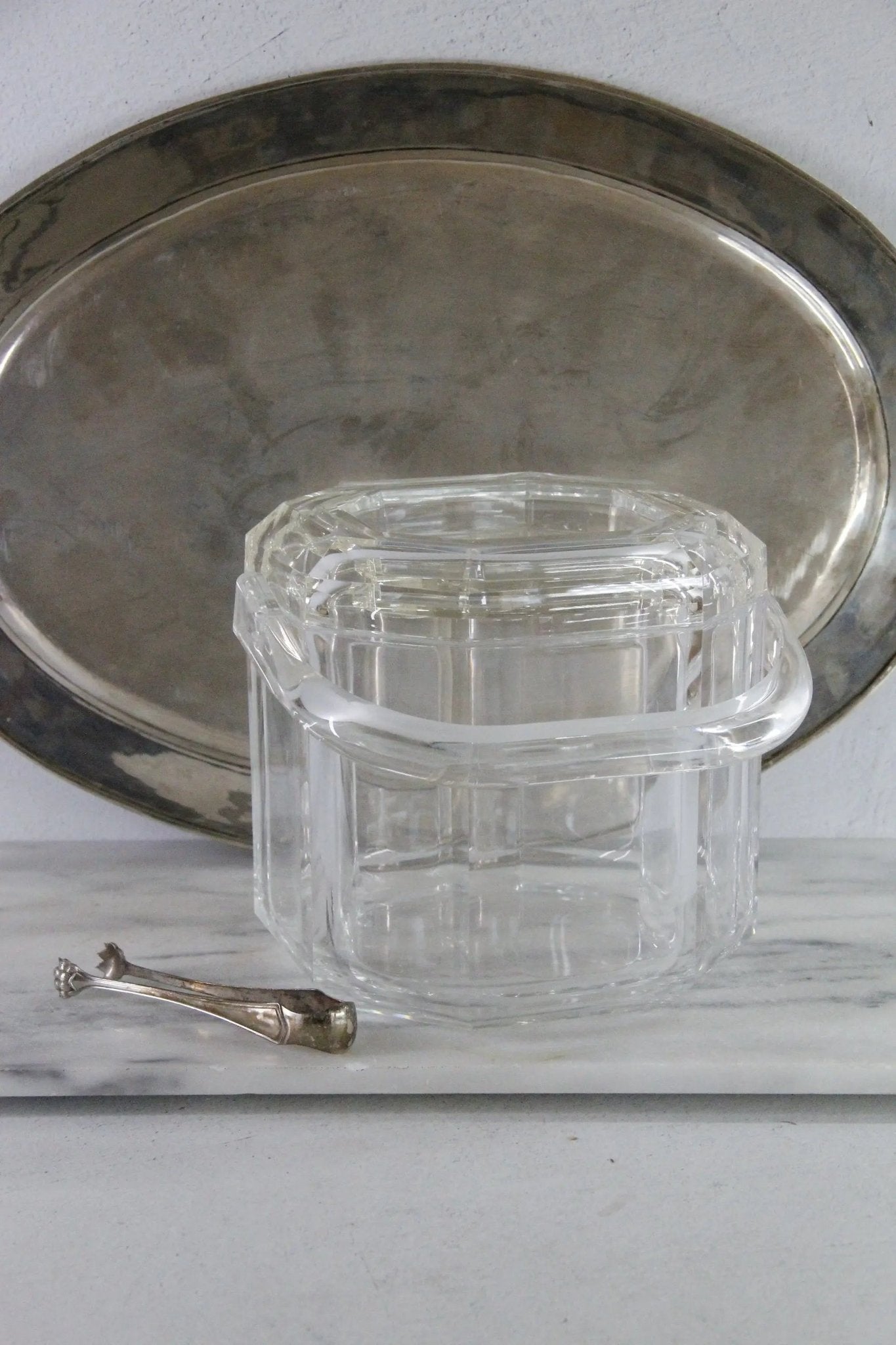 Vintage Lucite Ice Bucket With Lid and Handle | Barware - Debra Hall Lifestyle