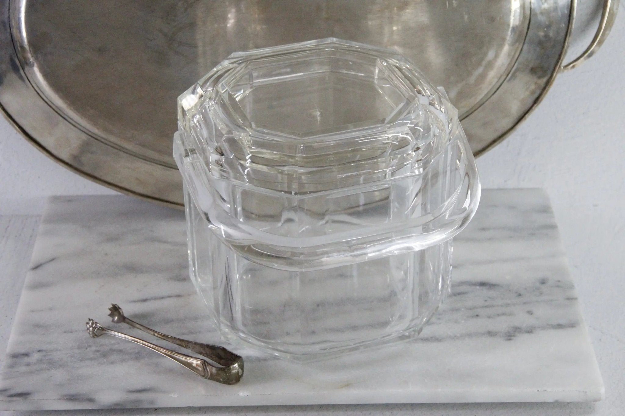 Vintage Lucite Ice Bucket With Lid and Handle | Barware - Debra Hall Lifestyle