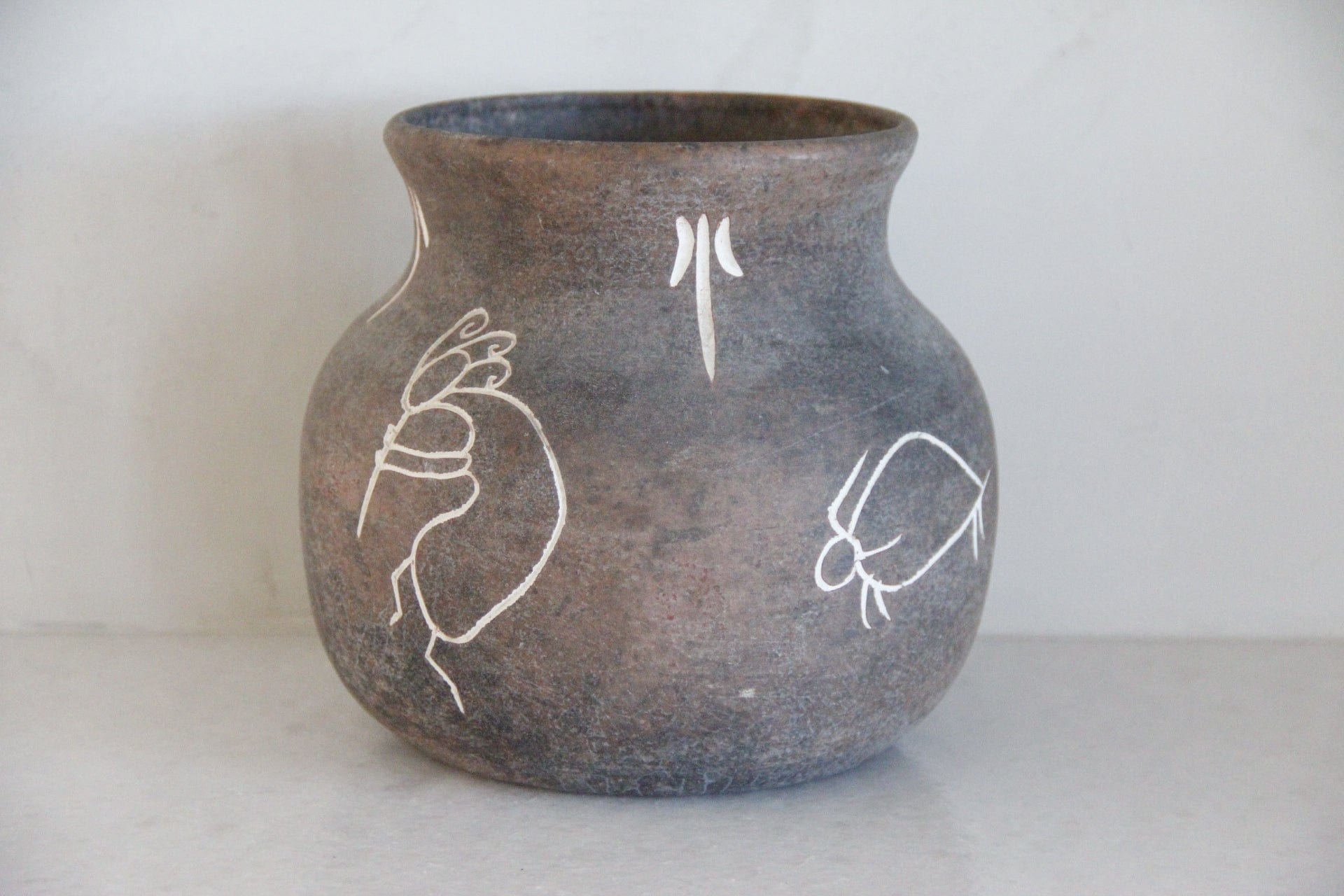 Vintage Native American Pottery Vessel | Hand Made pottery