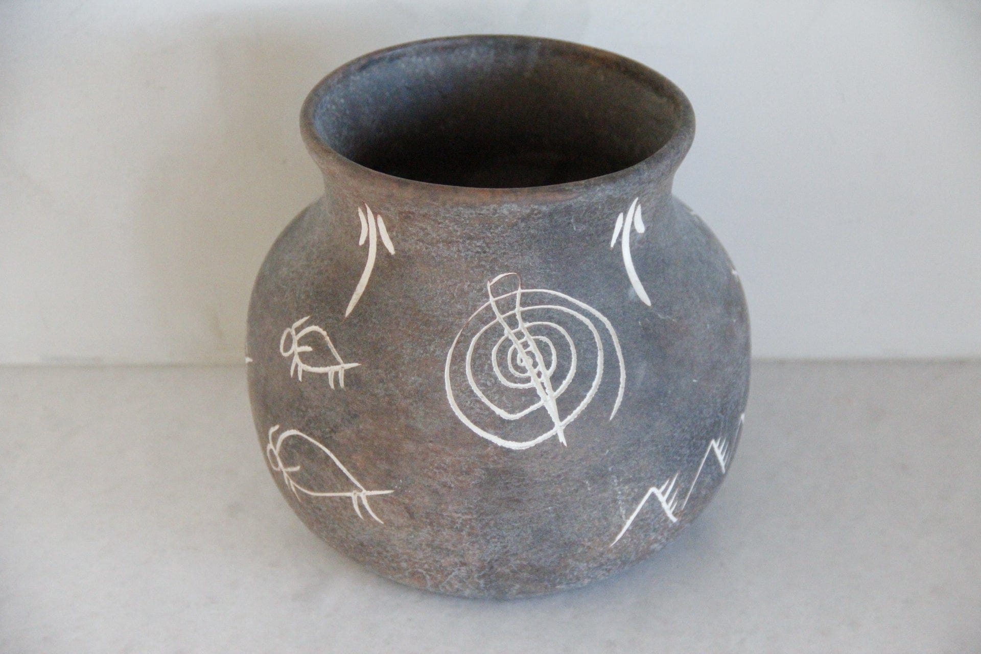 Vintage Native American Pottery Vessel | Hand Made pottery