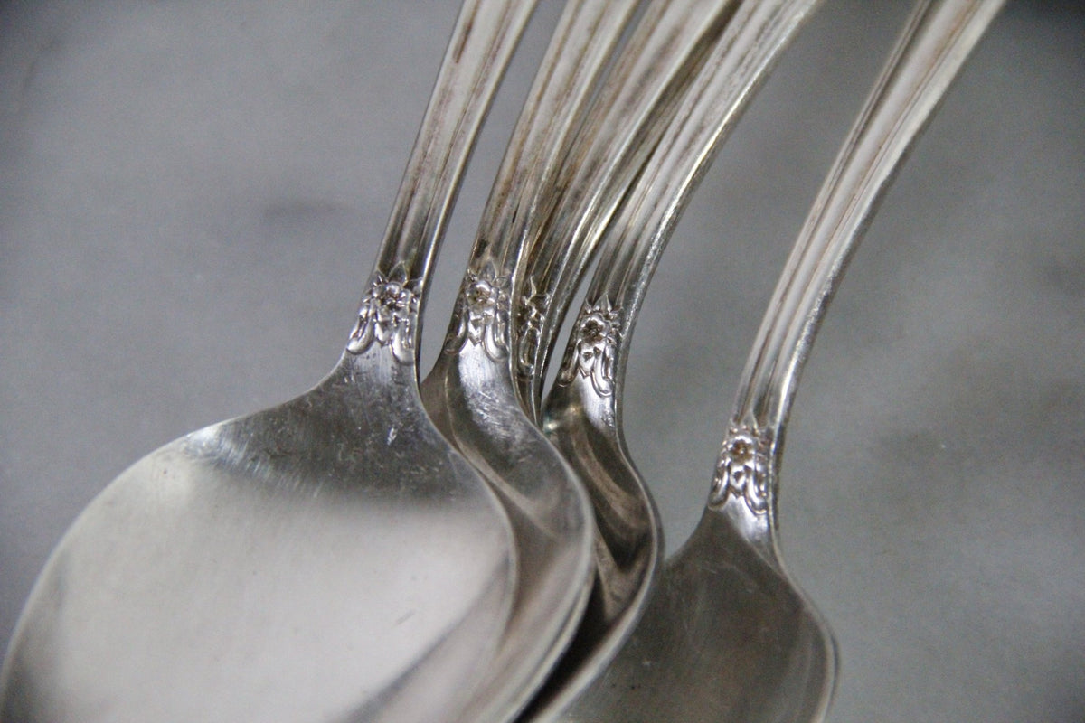 Vintage Rogers & Bro. Silverplate Flatware Set for 6 | 24 Piece - Debra Hall Lifestyle