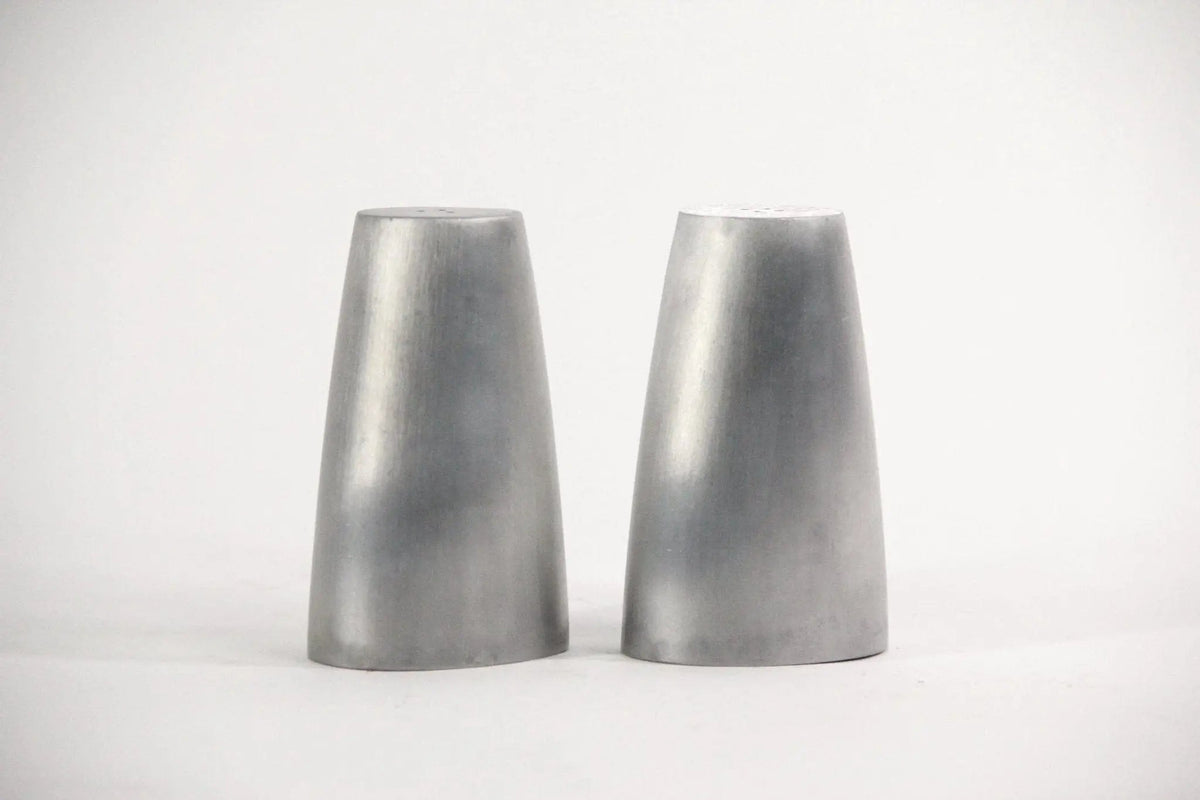 Vintage Salt and Pepper Shakers | Modernist Nickel - Debra Hall Lifestyle