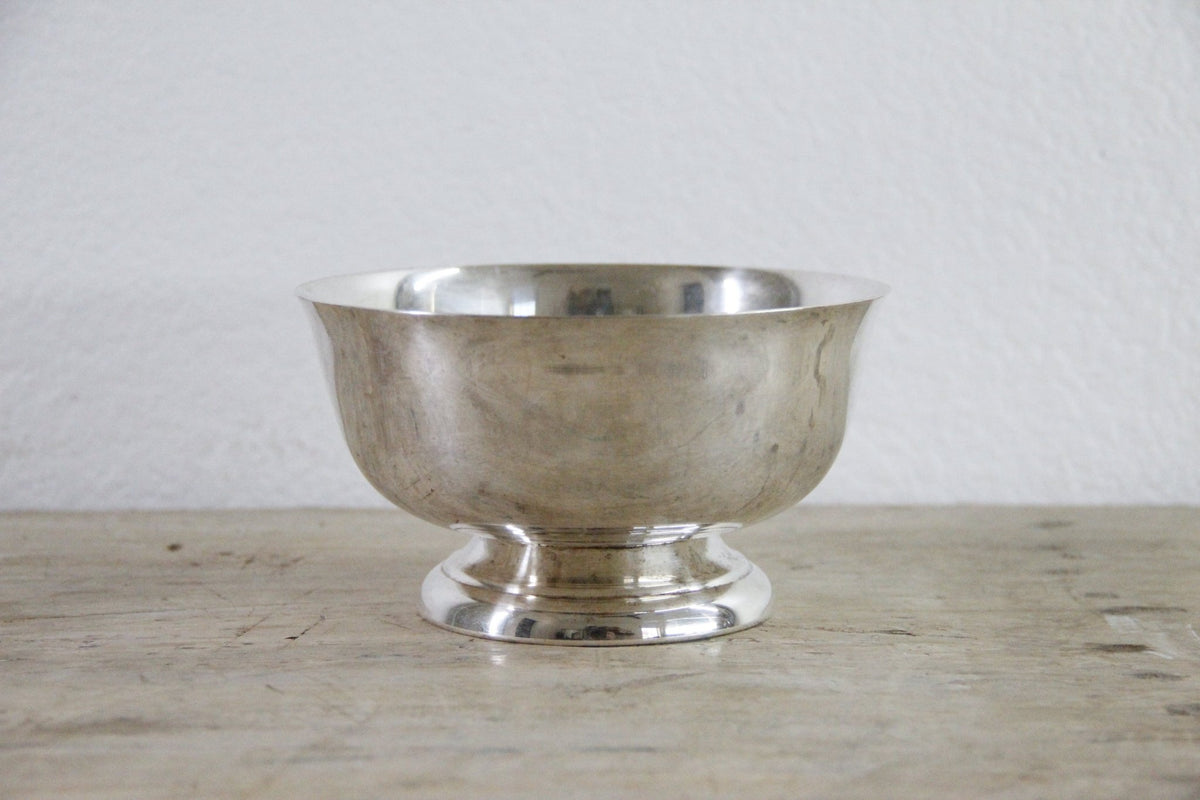 Vintage Sheridan Silverplate Pedestal Bowl Footed Serving Bowl - Debra Hall Lifestyle