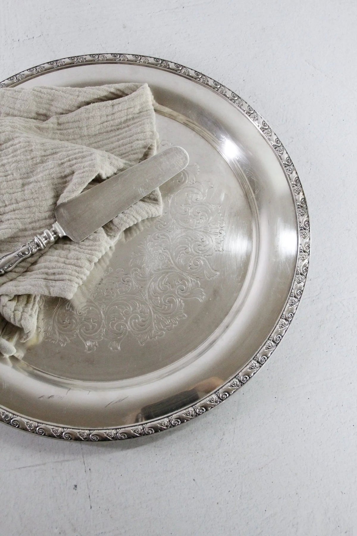 Vintage Silverplate Tray | Tudor Queen Bess 15" Gallery - Debra Hall Lifestyle