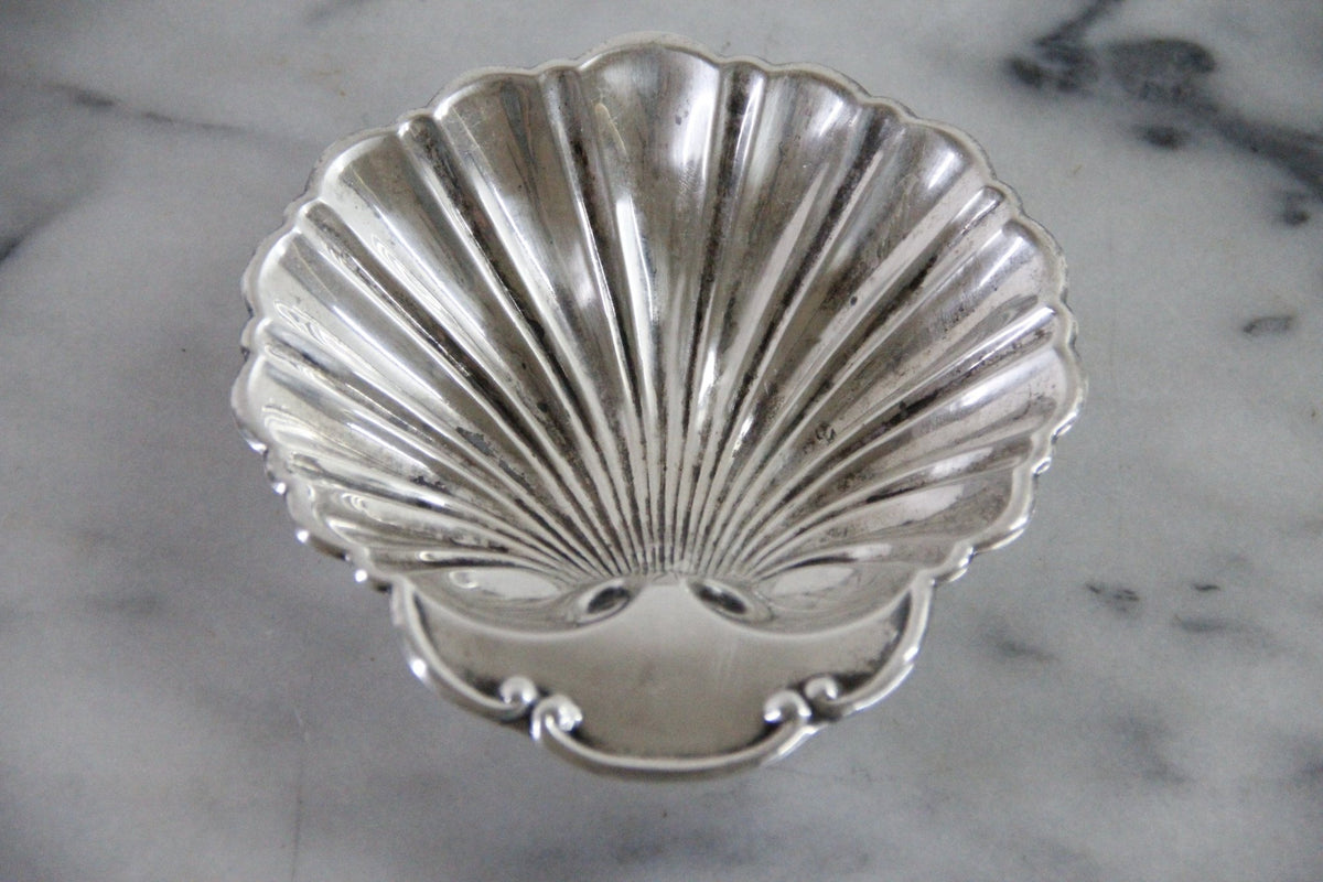 Vintage Sterling Silver Shell Dish Footed Scallop Bowl - Debra Hall Lifestyle