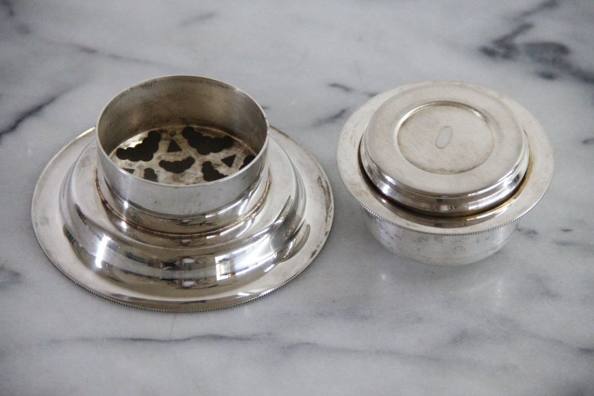 Vintage William Adams Butter Curler | Italian Silverplate Coquillor - Debra Hall Lifestyle