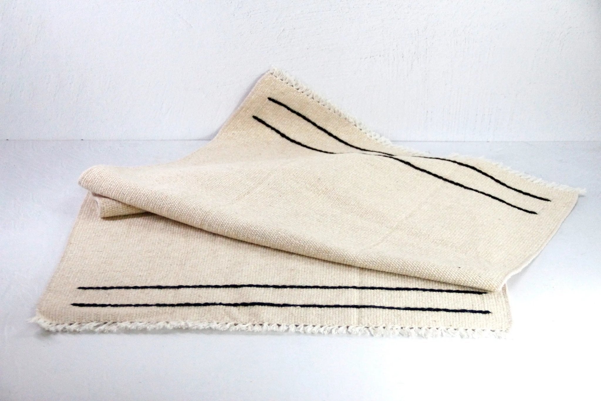 Vintage Wool Kilim Rug | Small Throw Rug Black Stitch - Debra Hall Lifestyle