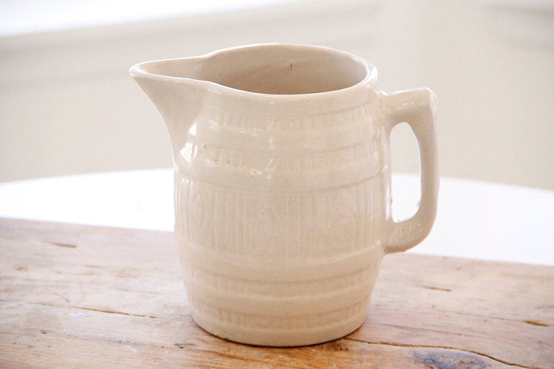 White Pottery Pitcher | Serveware pottery