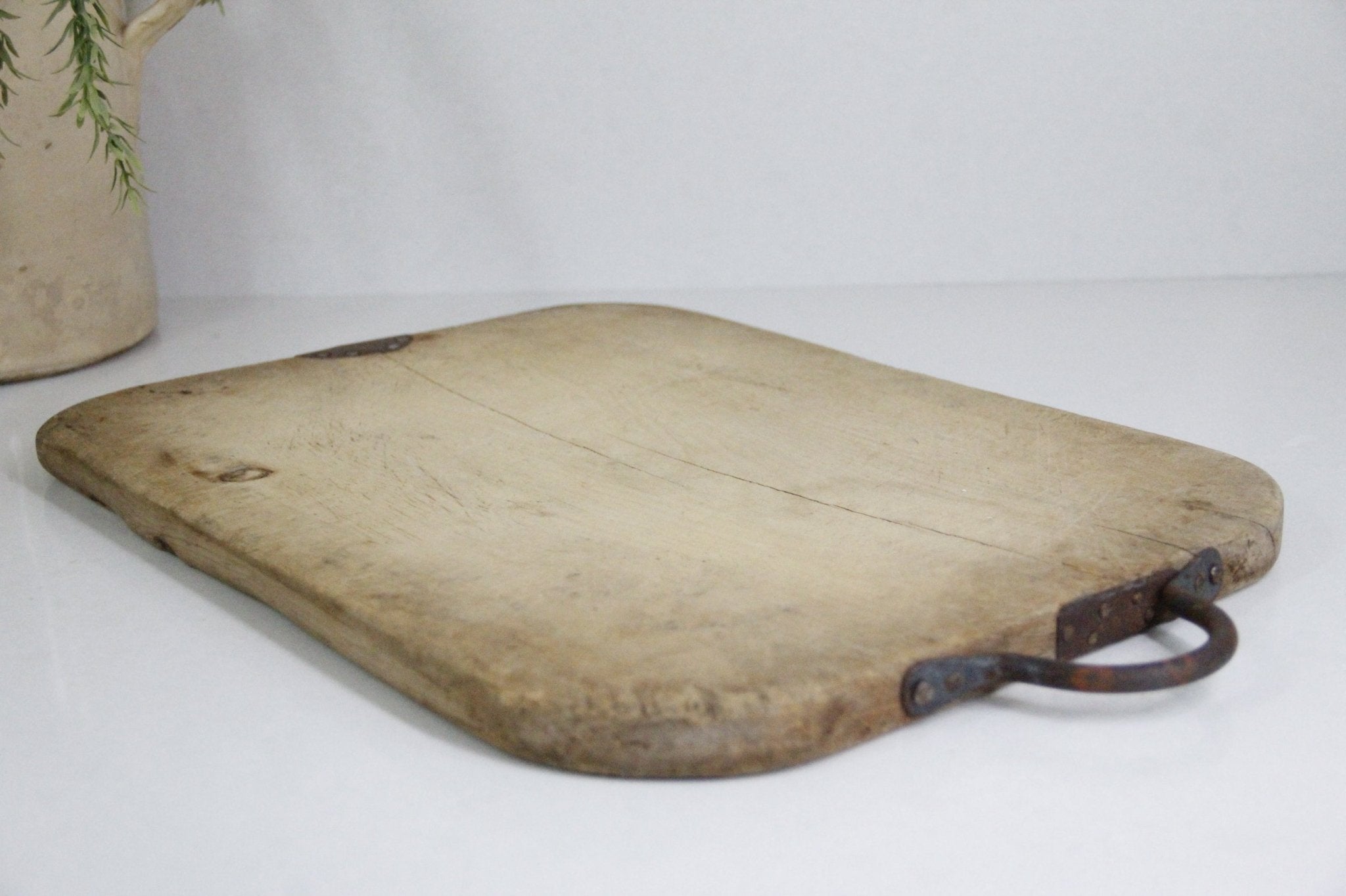 Antique Bread Board With Handle | European - Debra Hall Lifestyle