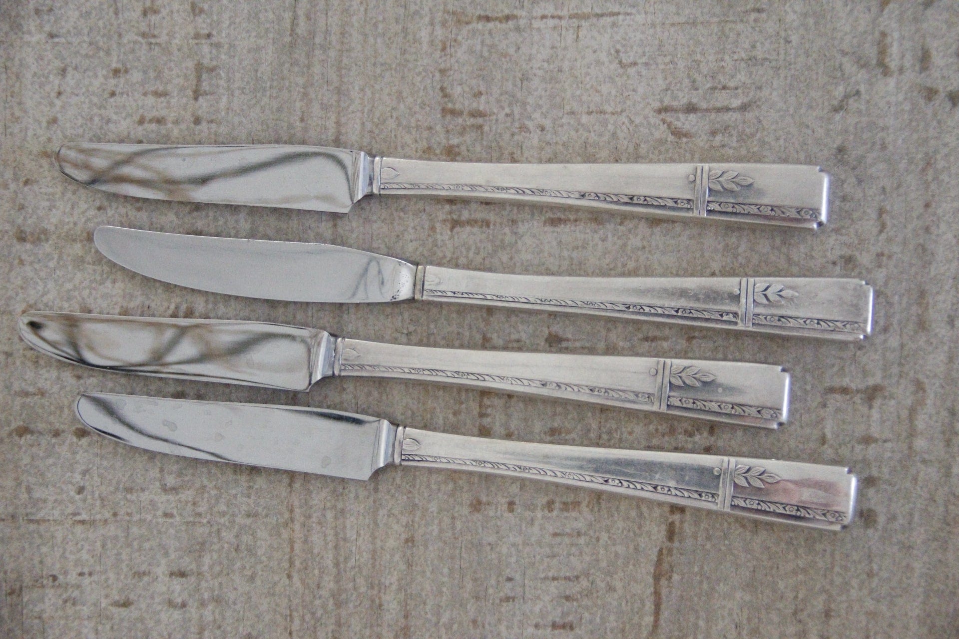 Antique Silver Plate Grille Knife | Flatware 4 Pcs - Debra Hall Lifestyle