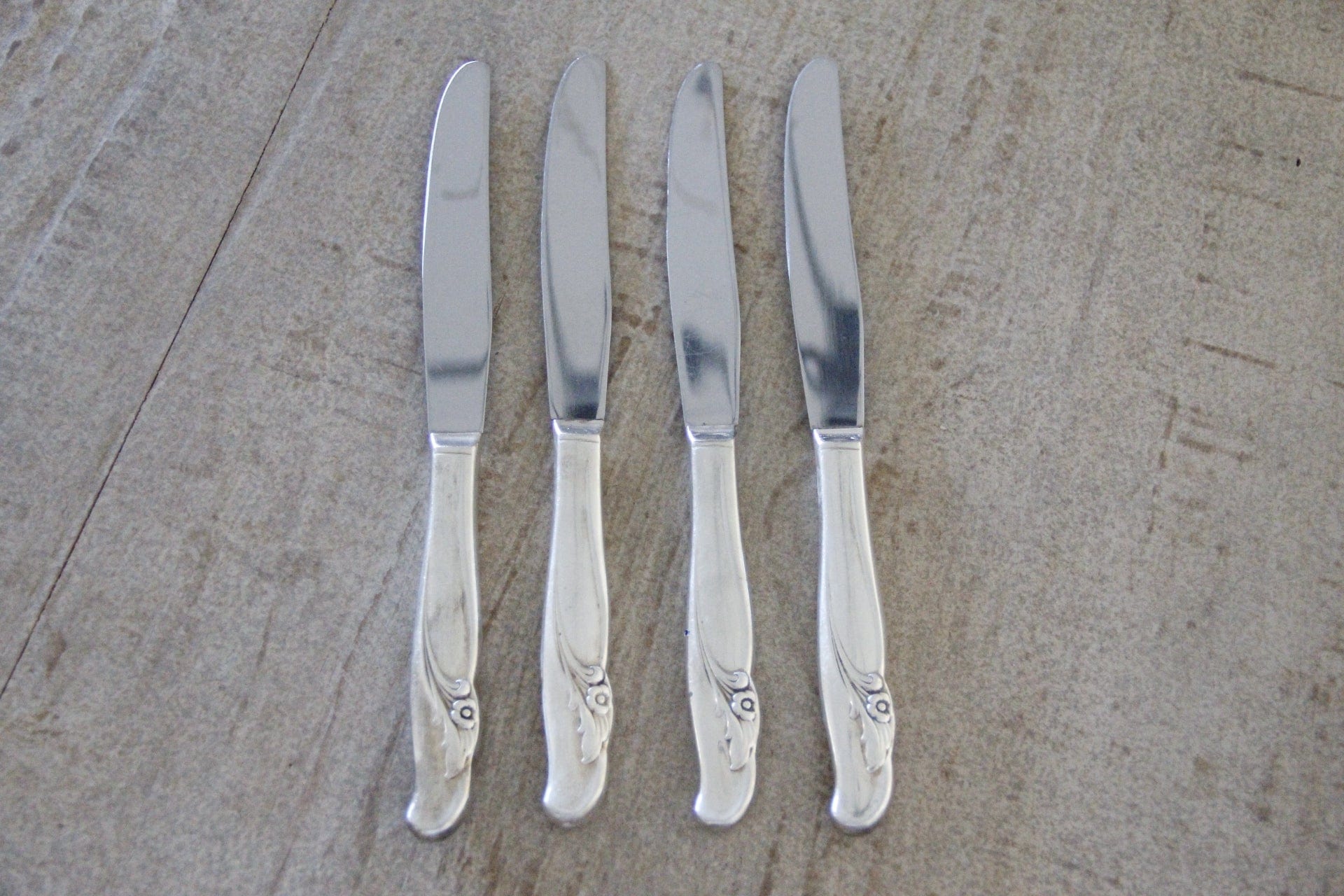 Antique Silver Plate Knife | Flatware 4 Pcs - Debra Hall Lifestyle