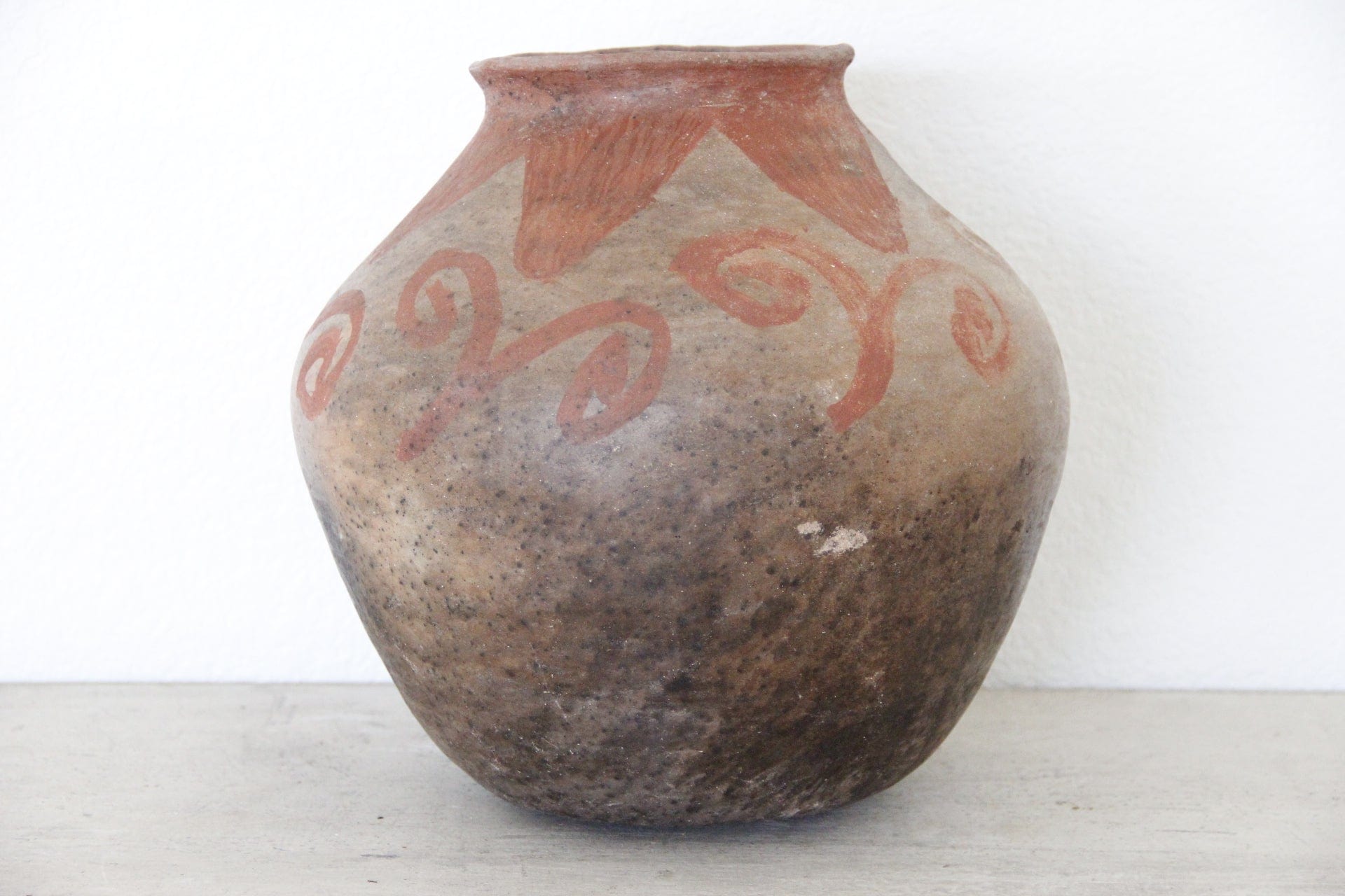 Vintage Native American Tarahumara Clay Pot - Debra Hall Lifestyle