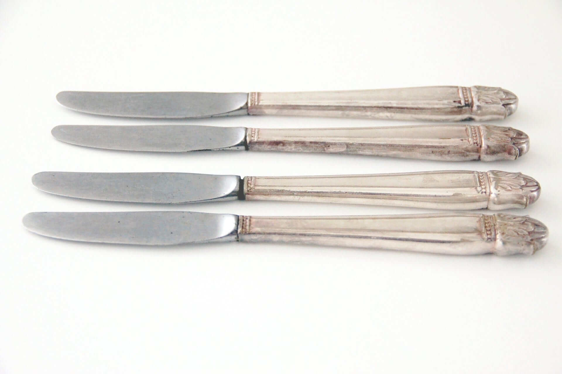 Vintage Silverplate Flatware | Knives 4 Pcs. - Debra Hall Lifestyle